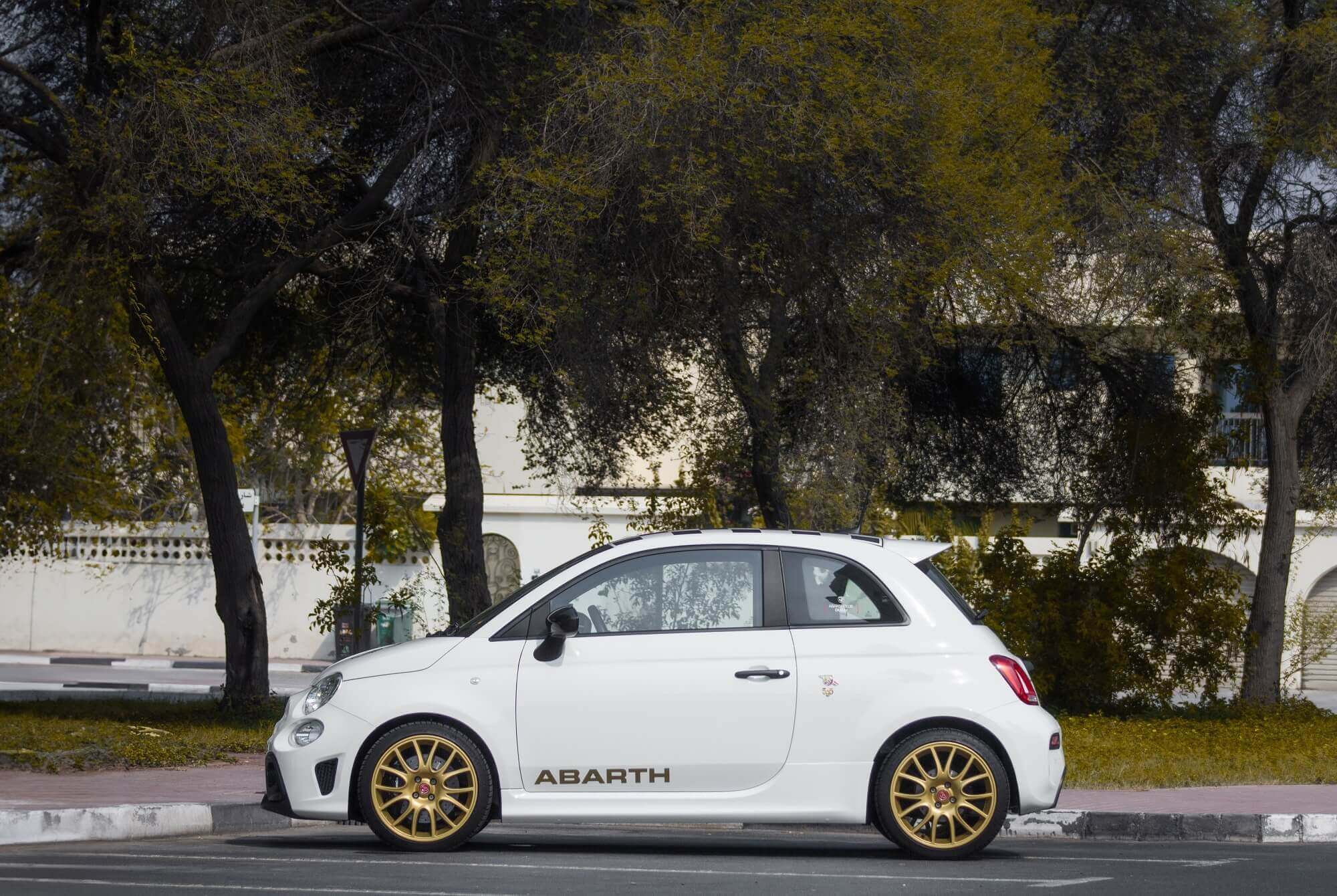 Abarth 695 Esseesse White