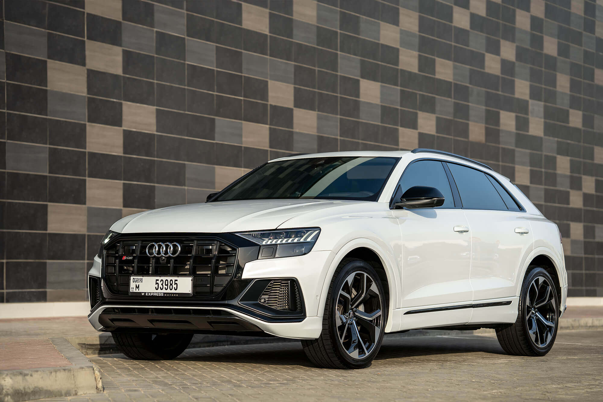 Audi Q8 White