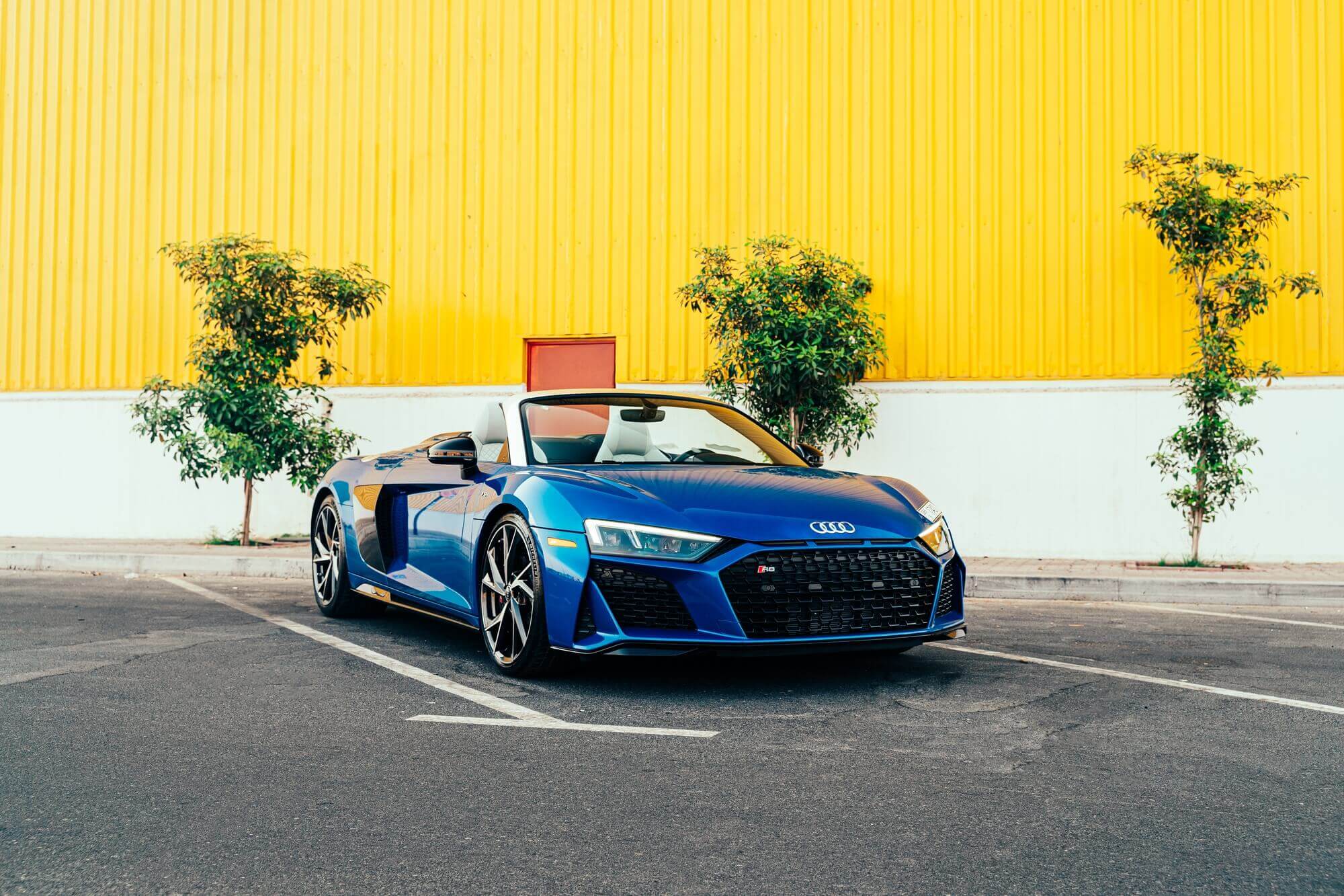 Audi R8 Spyder Blue