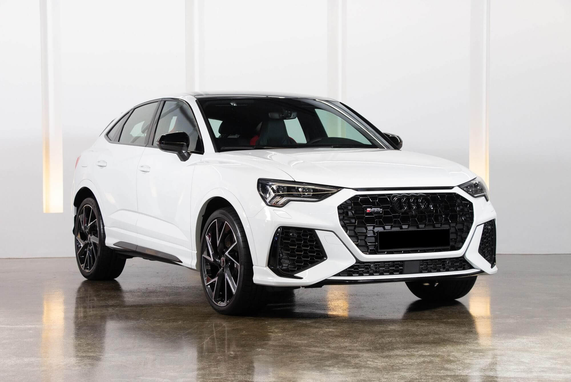 Audi RS Q3 Sportback White