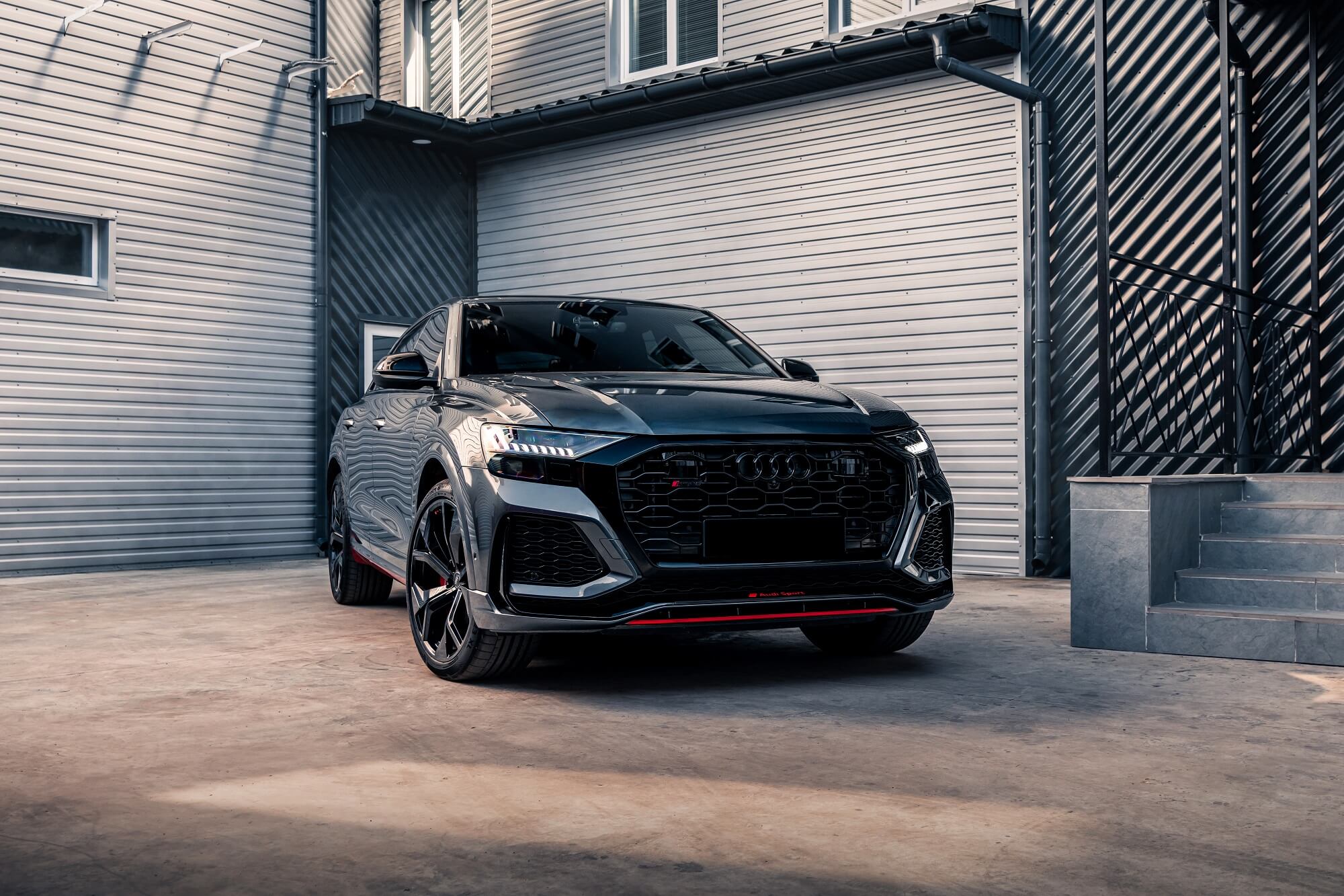 Audi RSQ8 Grey