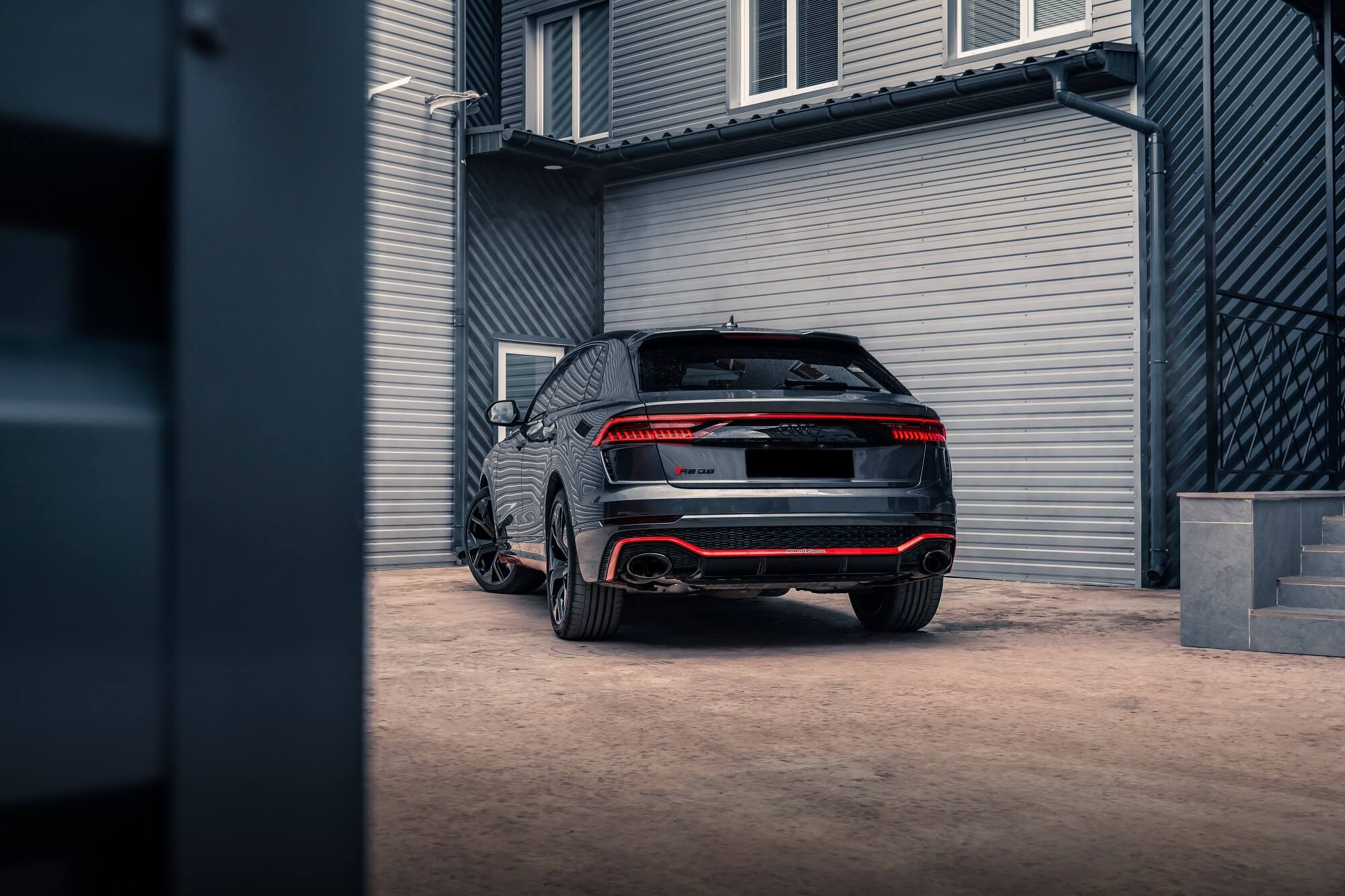 Audi RSQ8 Grey