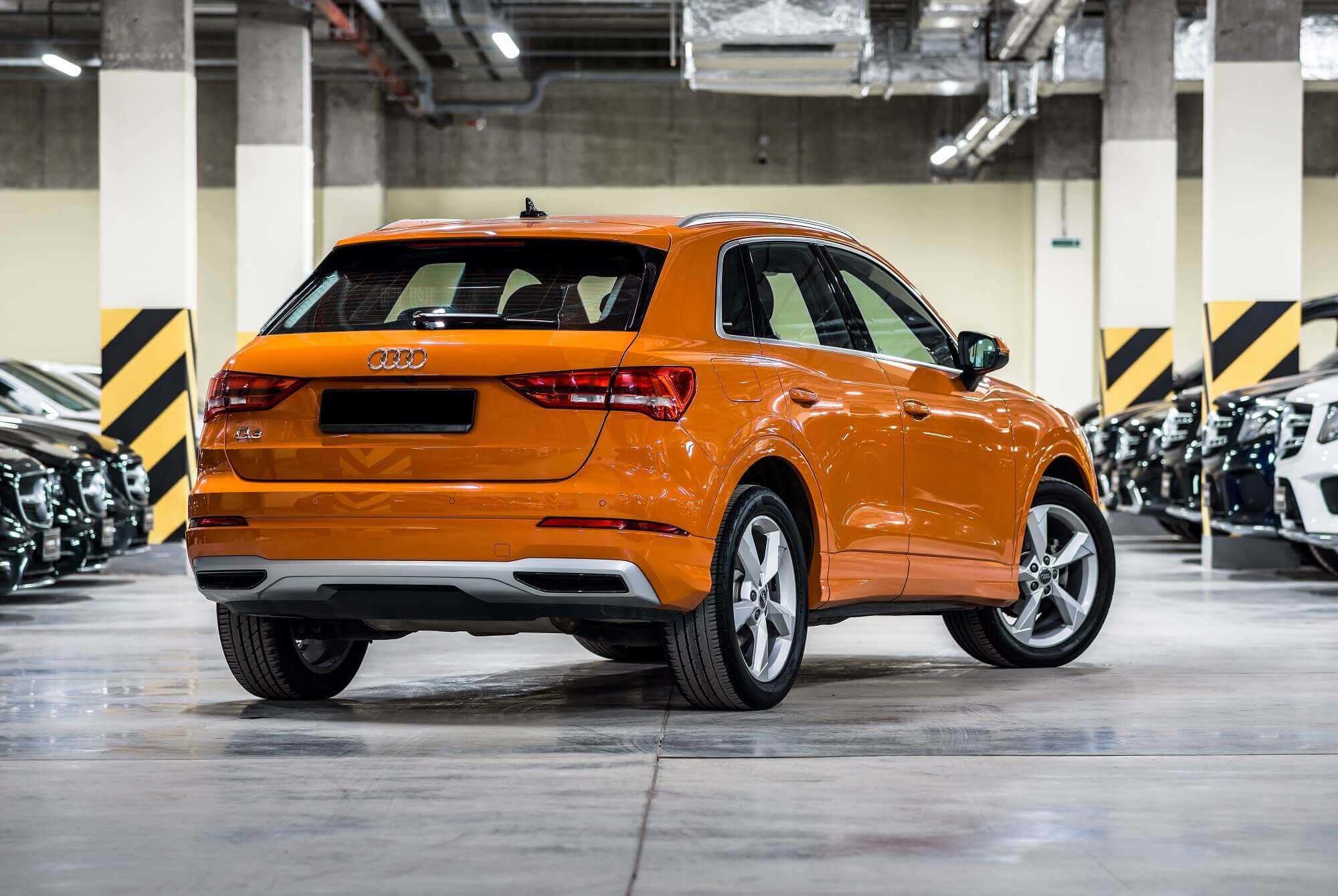 Audi Q3 Orange