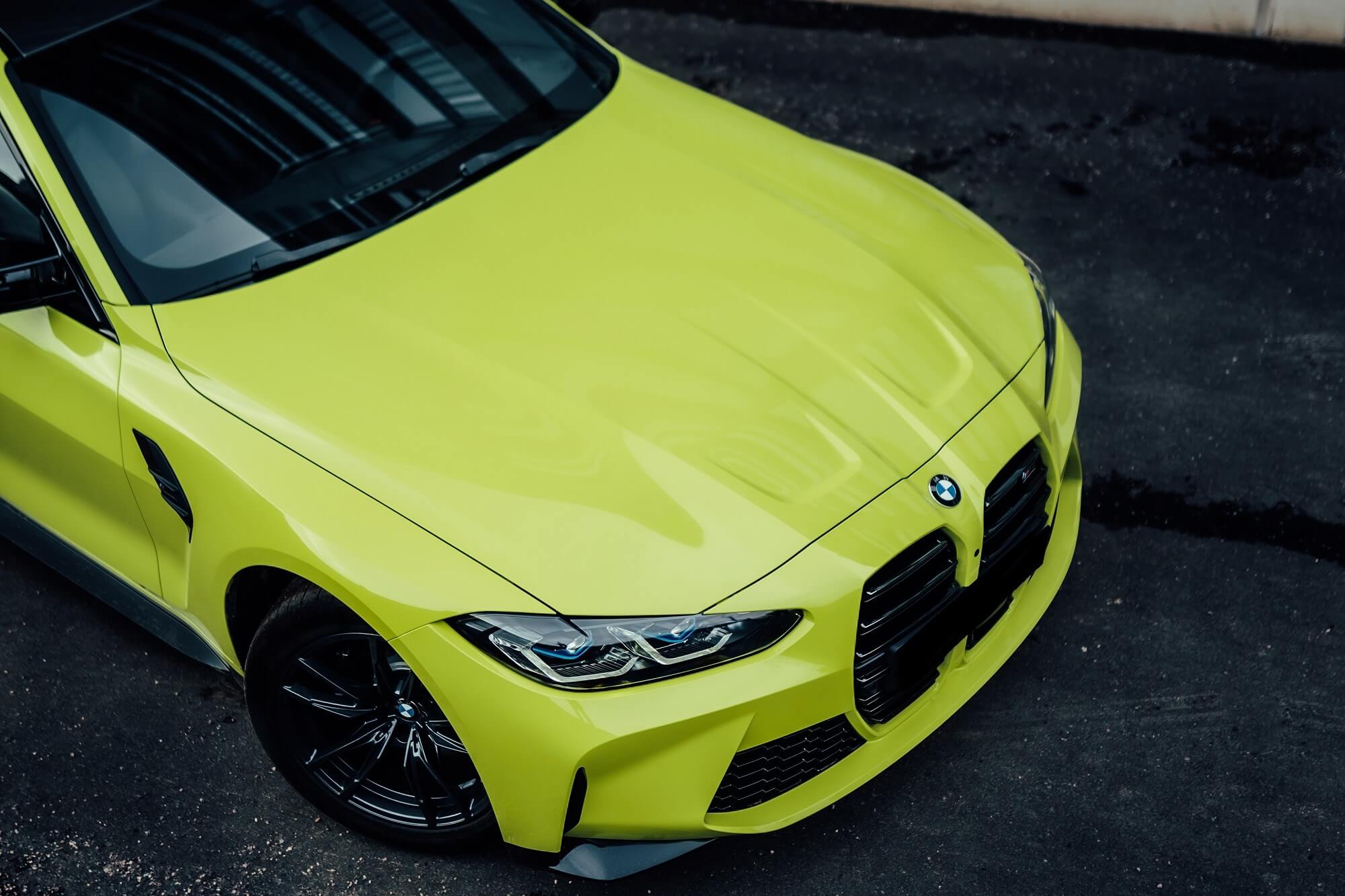 BMW M4 Yellow