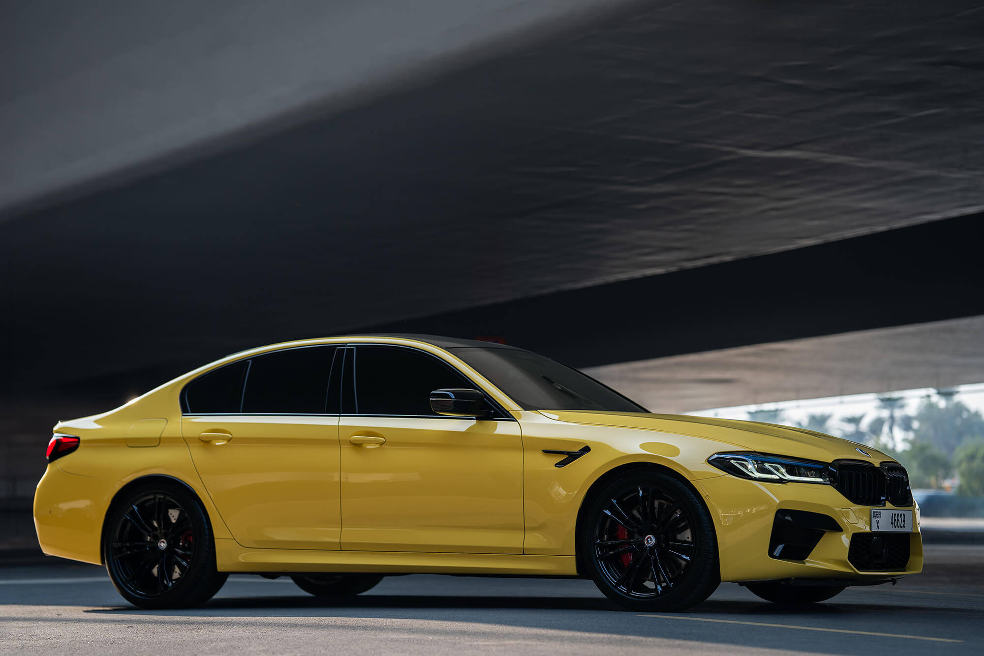 BMW M5 Competition Yellow