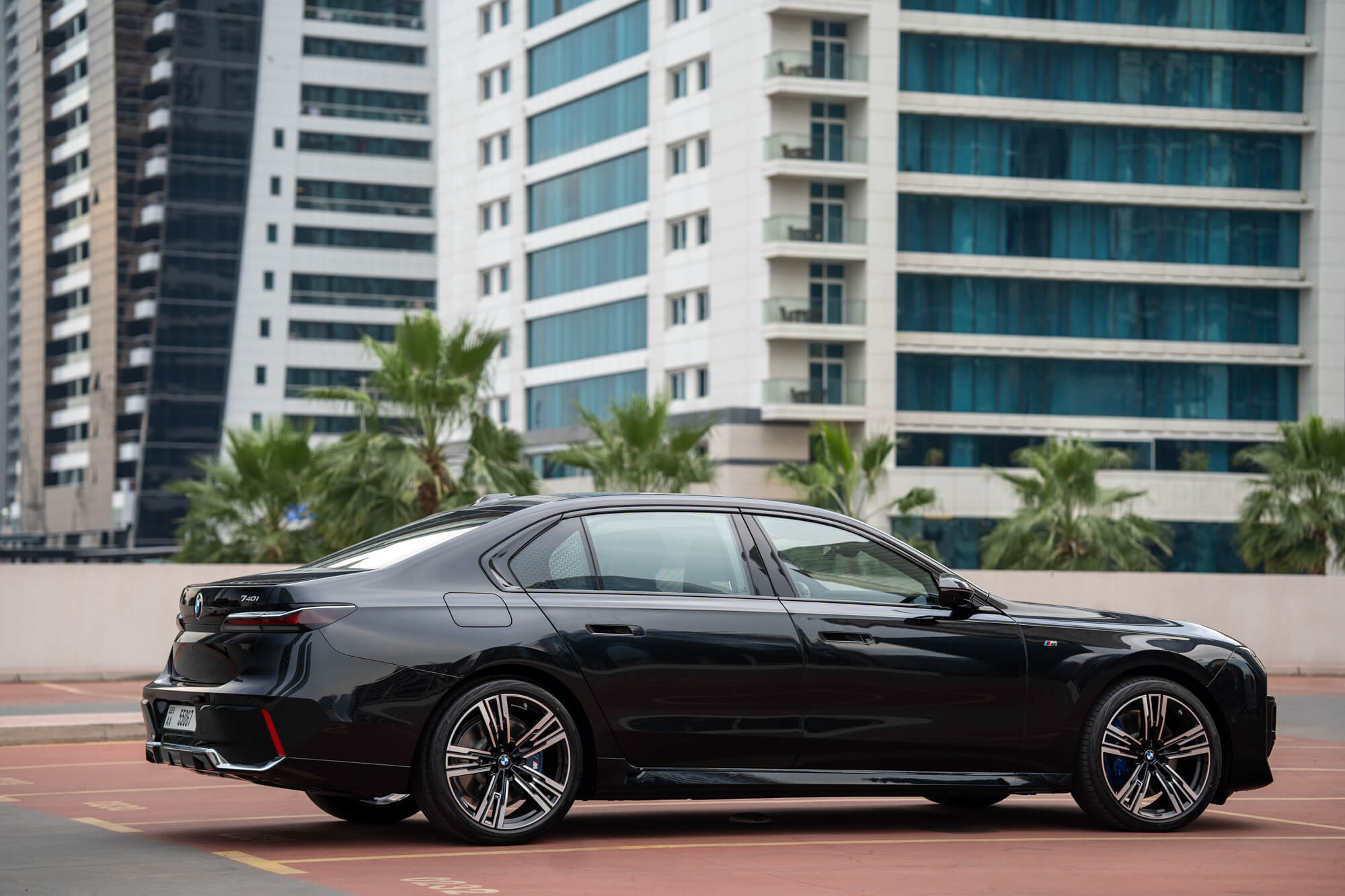 BMW 740 M Sport Black