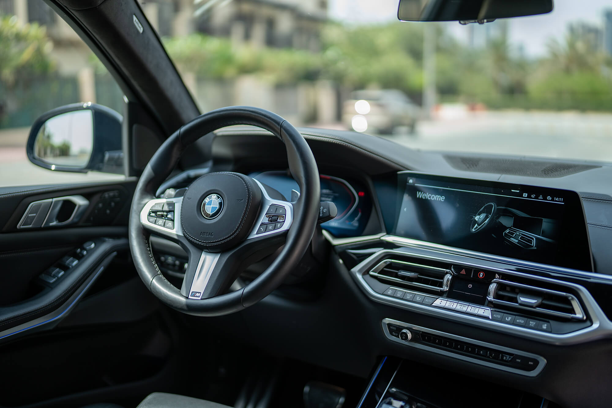 BMW X7 Dark Blue