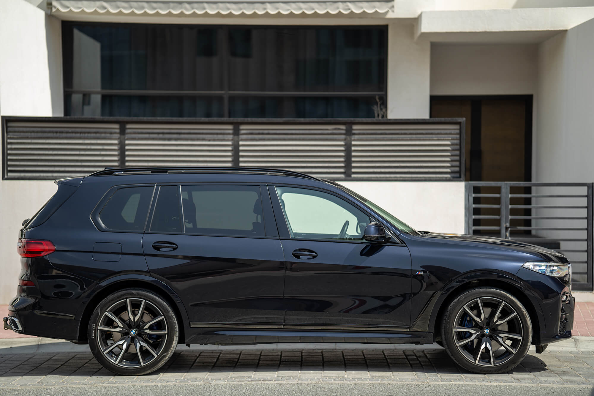 BMW X7 Dark Blue