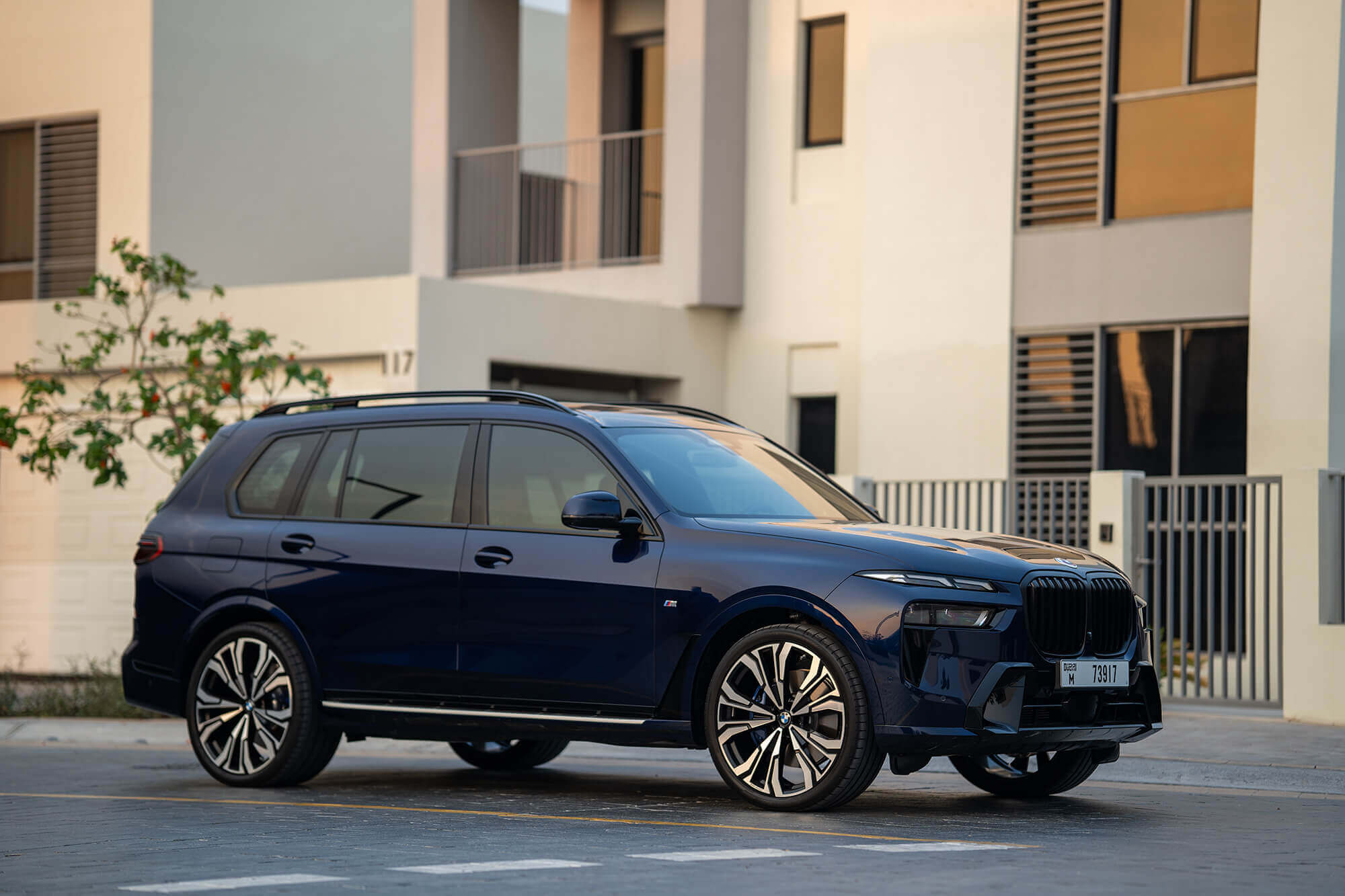 BMW X7 Restyling Dark Blue