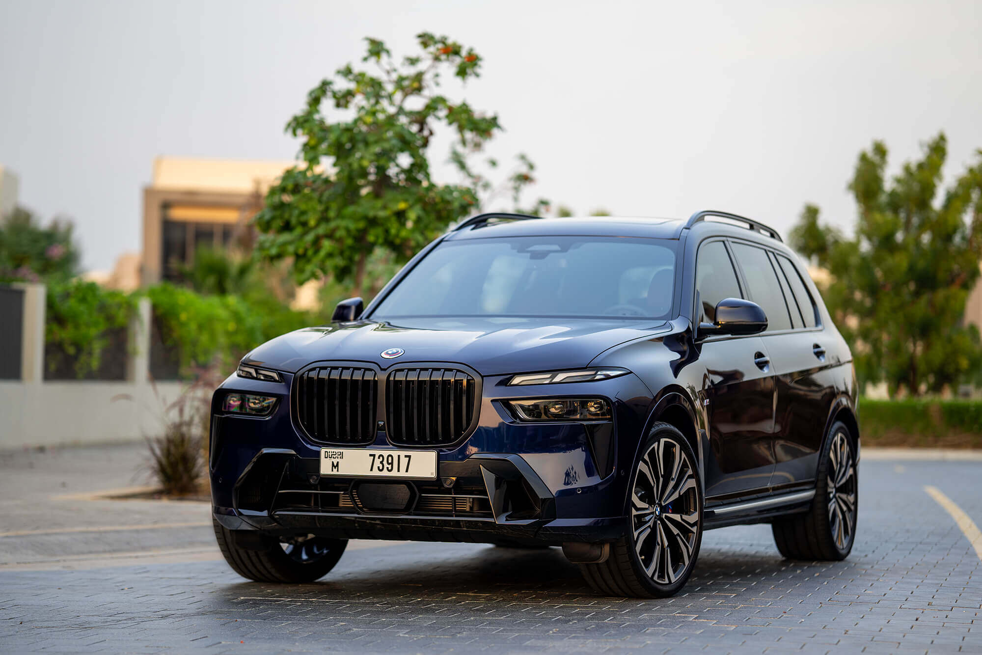 BMW X7 Restyling Dark Blue