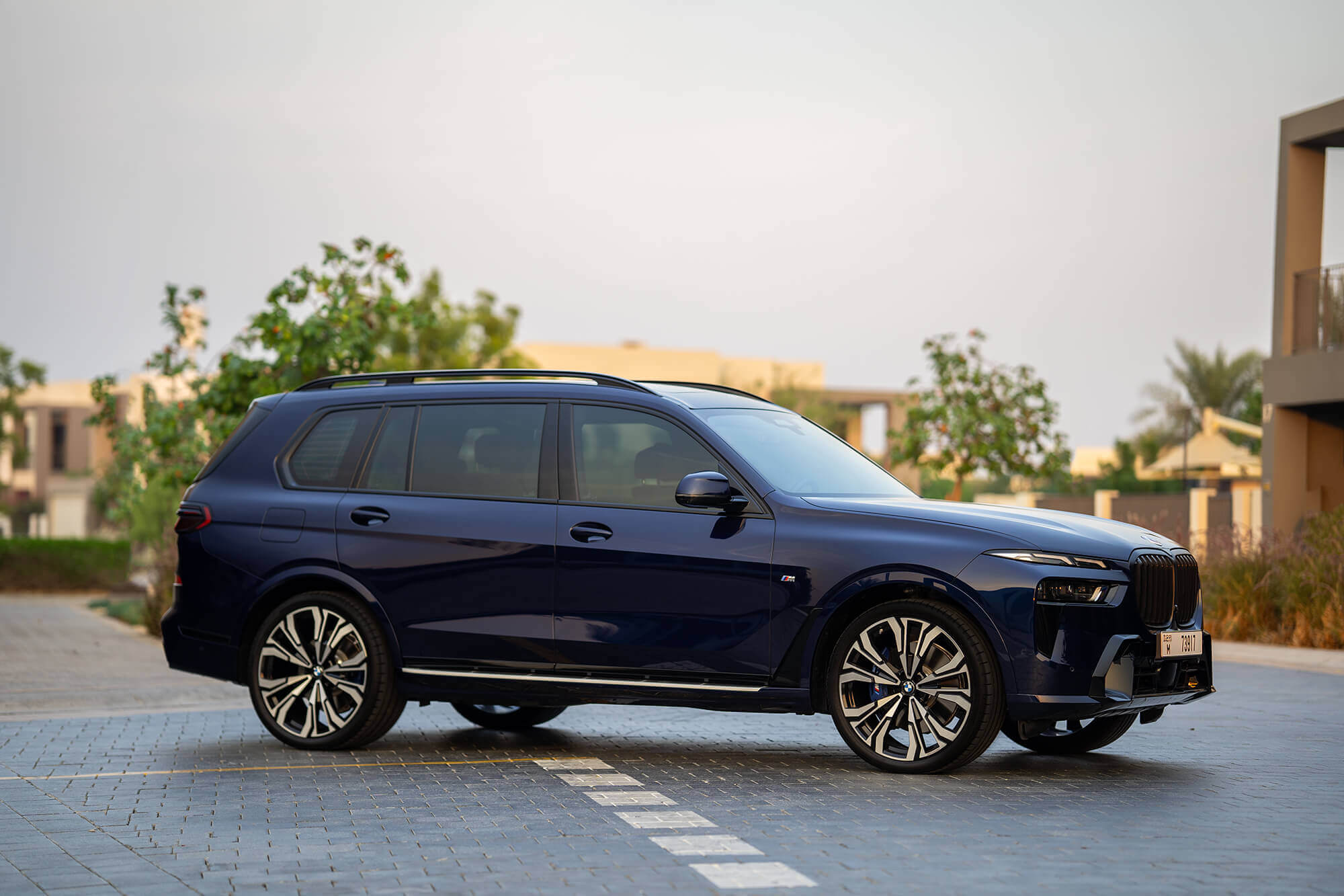 BMW X7 Restyling Dark Blue