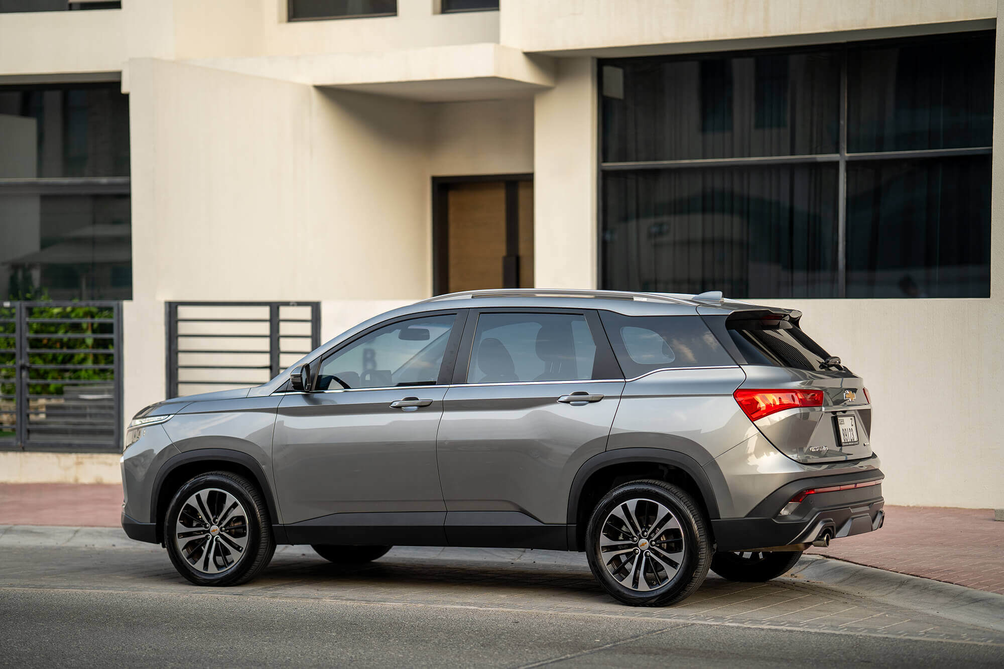 Chevrolet Captiva Grey