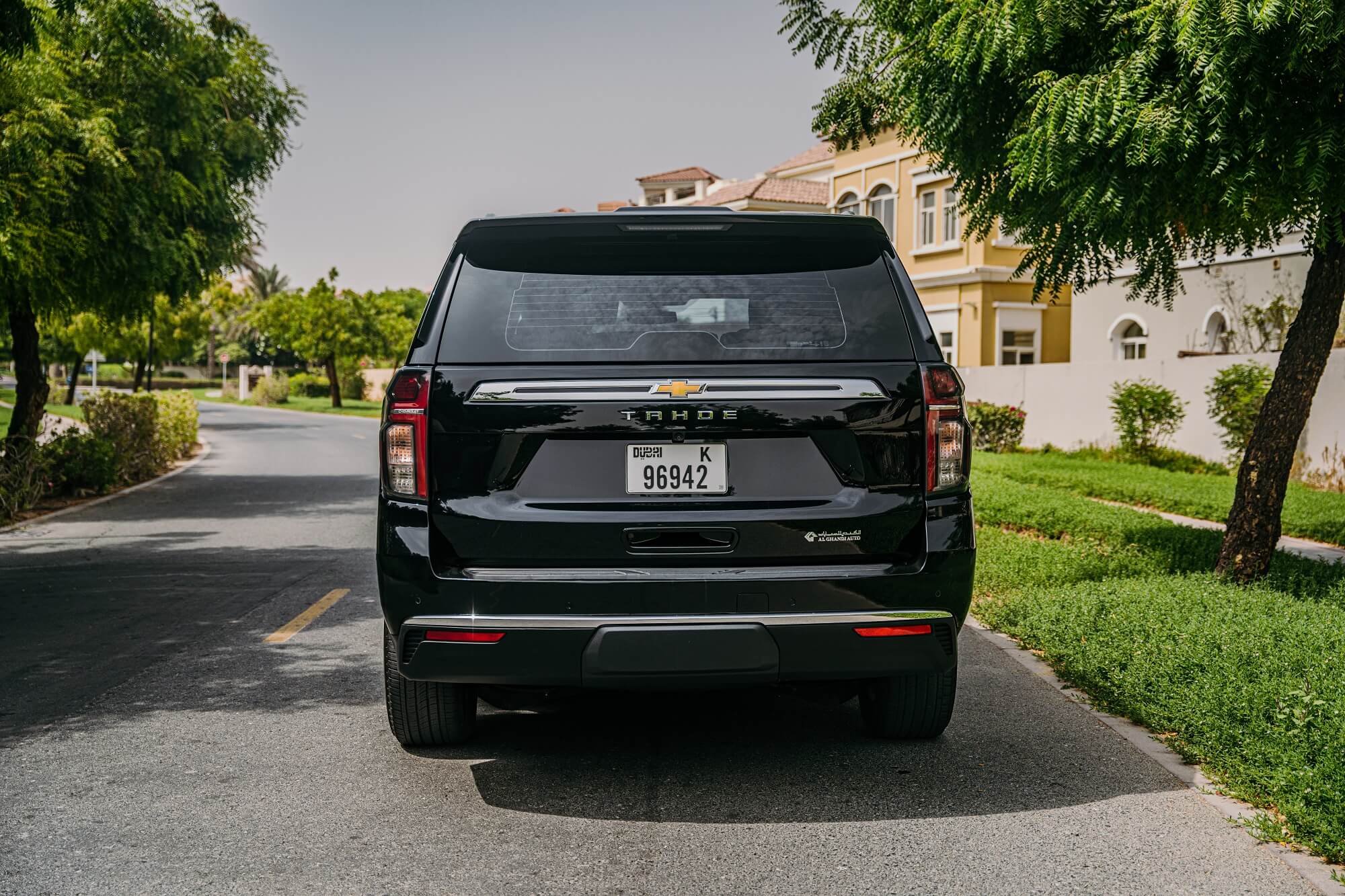 Chevrolet Tahoe Black 2021