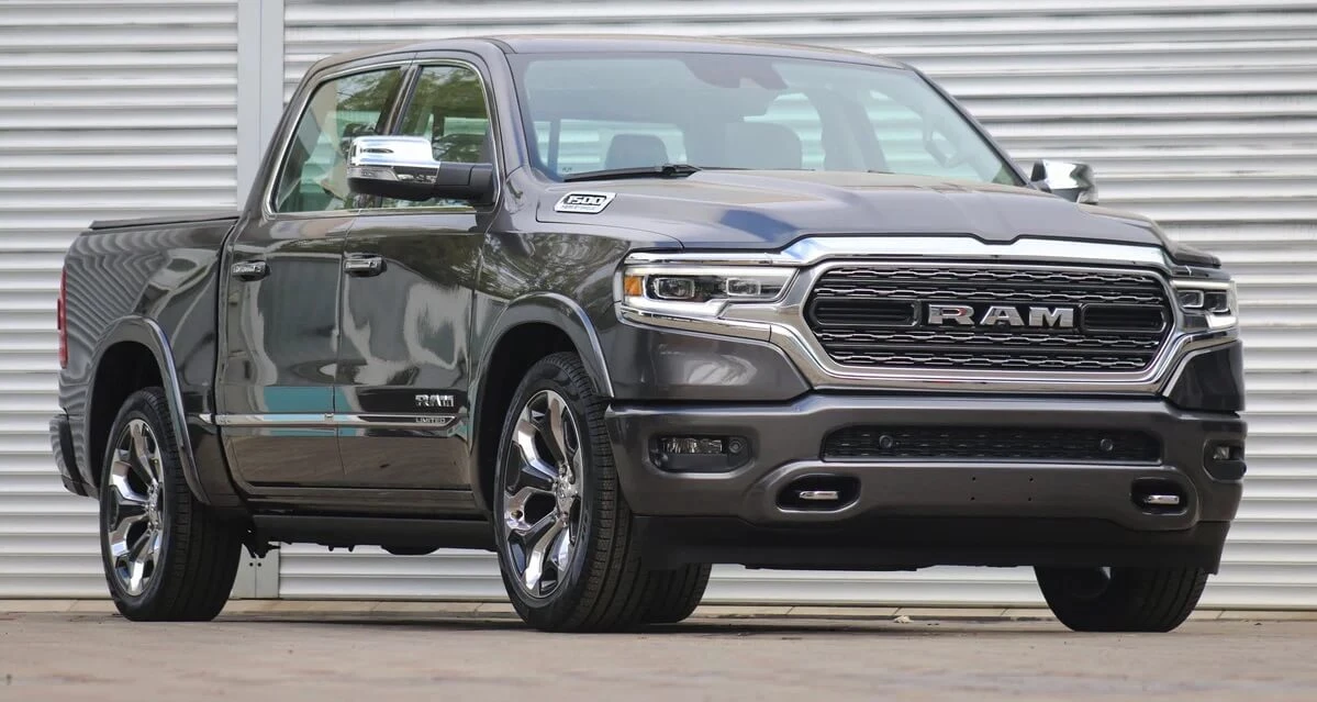 Dodge RAM 1500 Grey