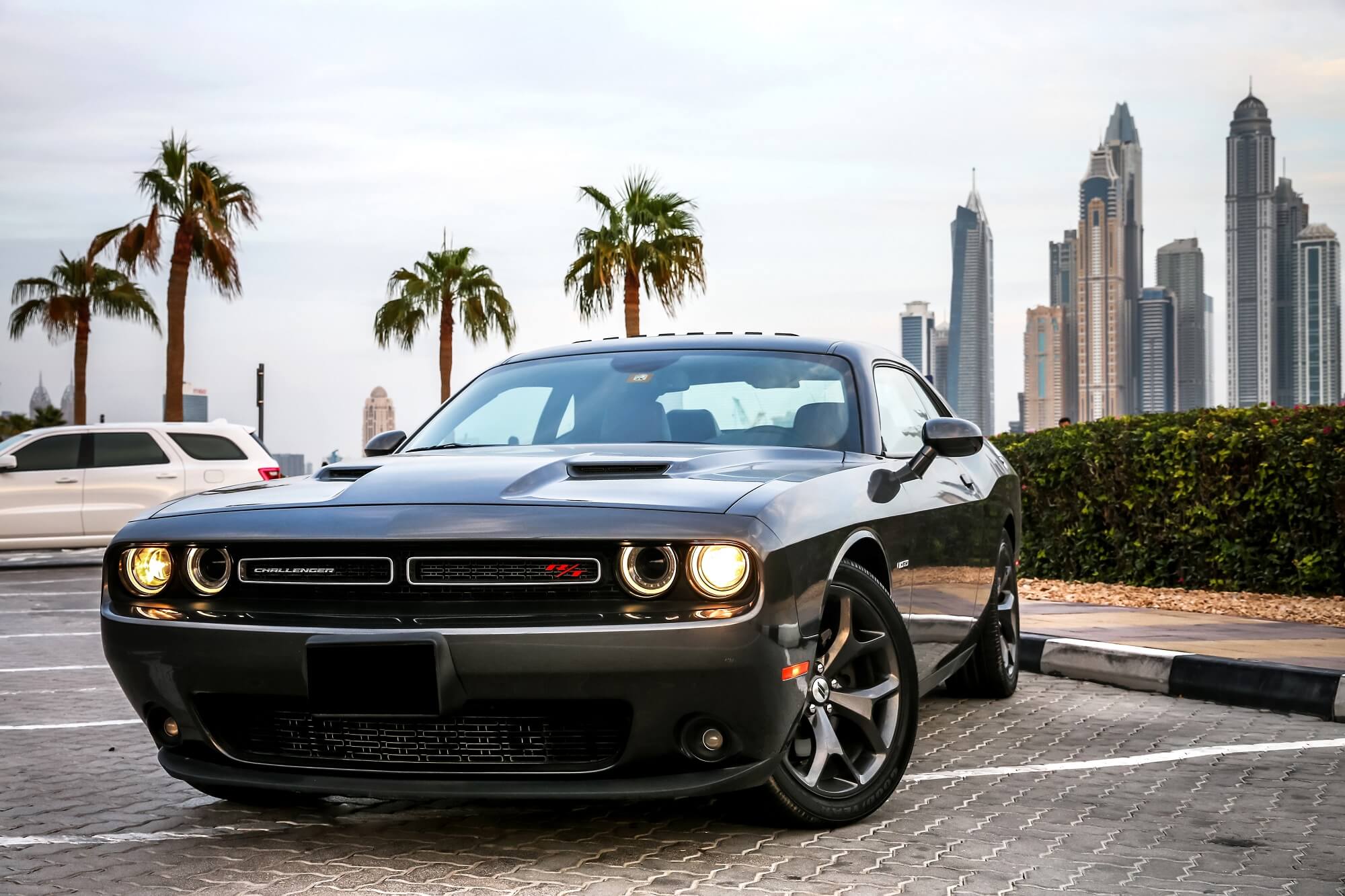 Dodge Challenger SRT Grey