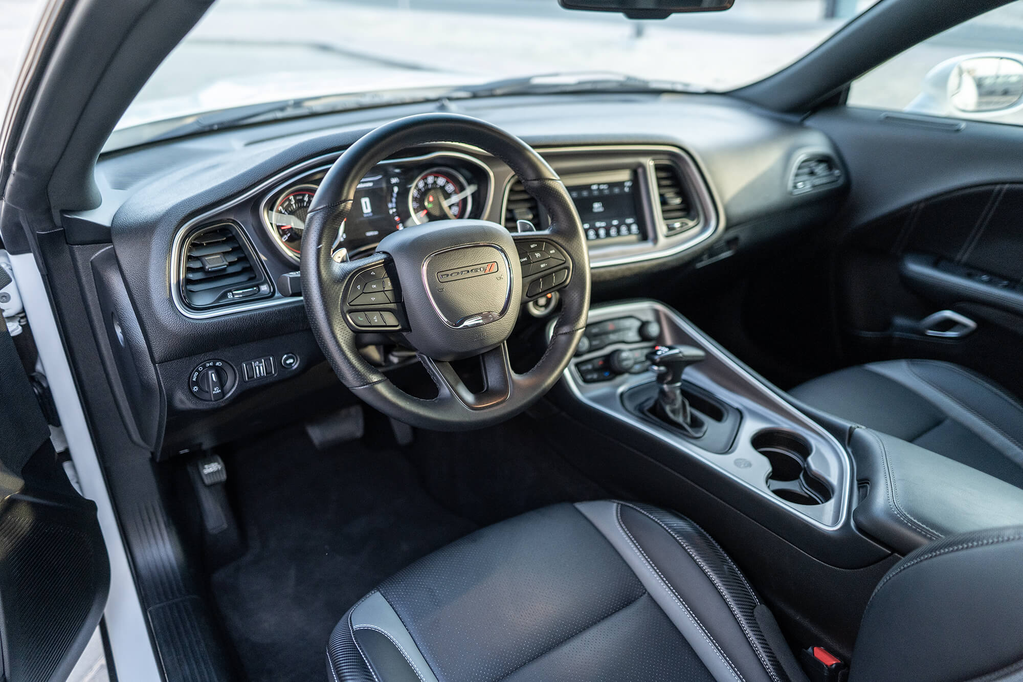 Dodge Challenger White