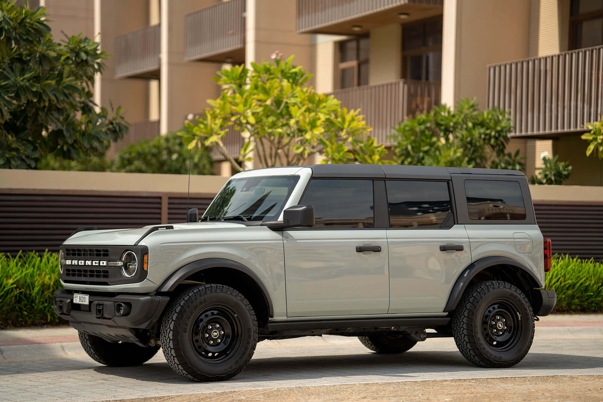 Ford Bronco Grey