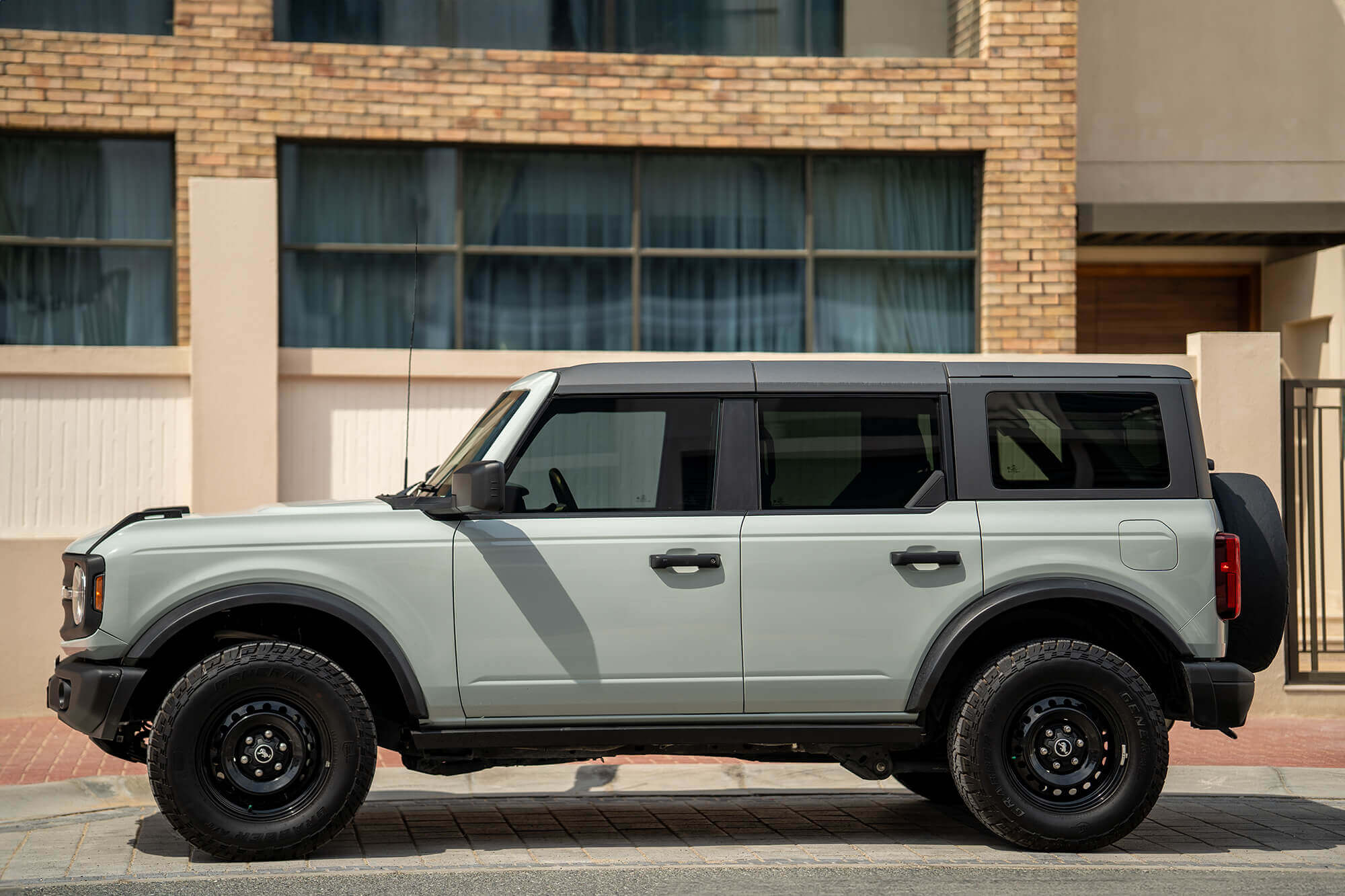 Ford Bronco Grey