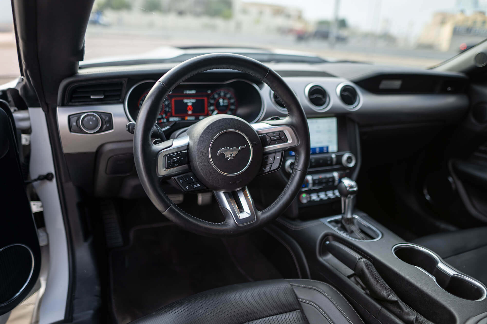 Ford Mustang GT White