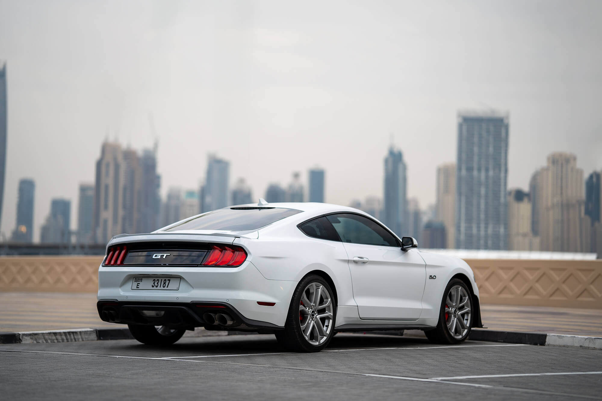 Ford Mustang GT White