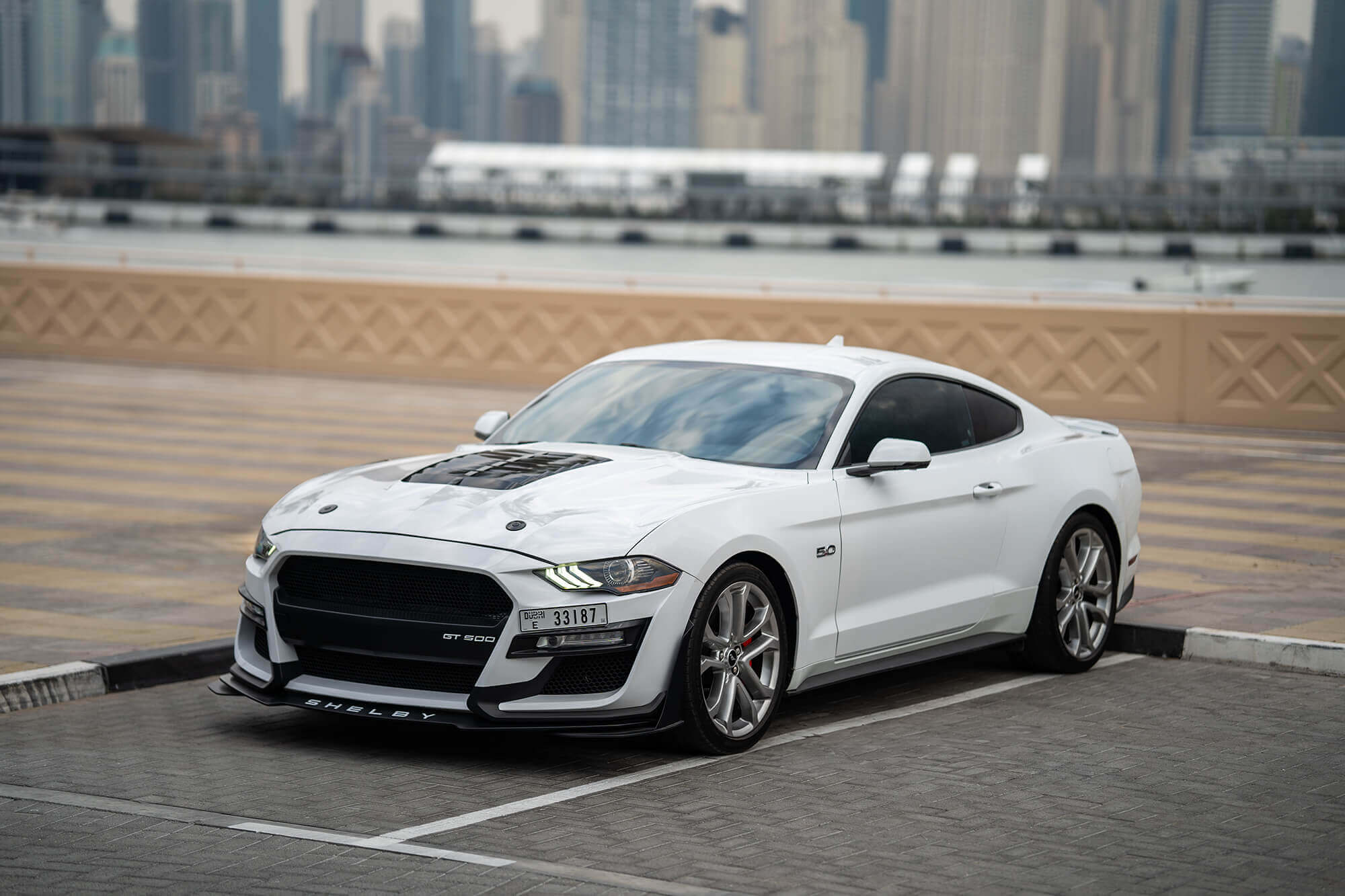 Ford Mustang GT White