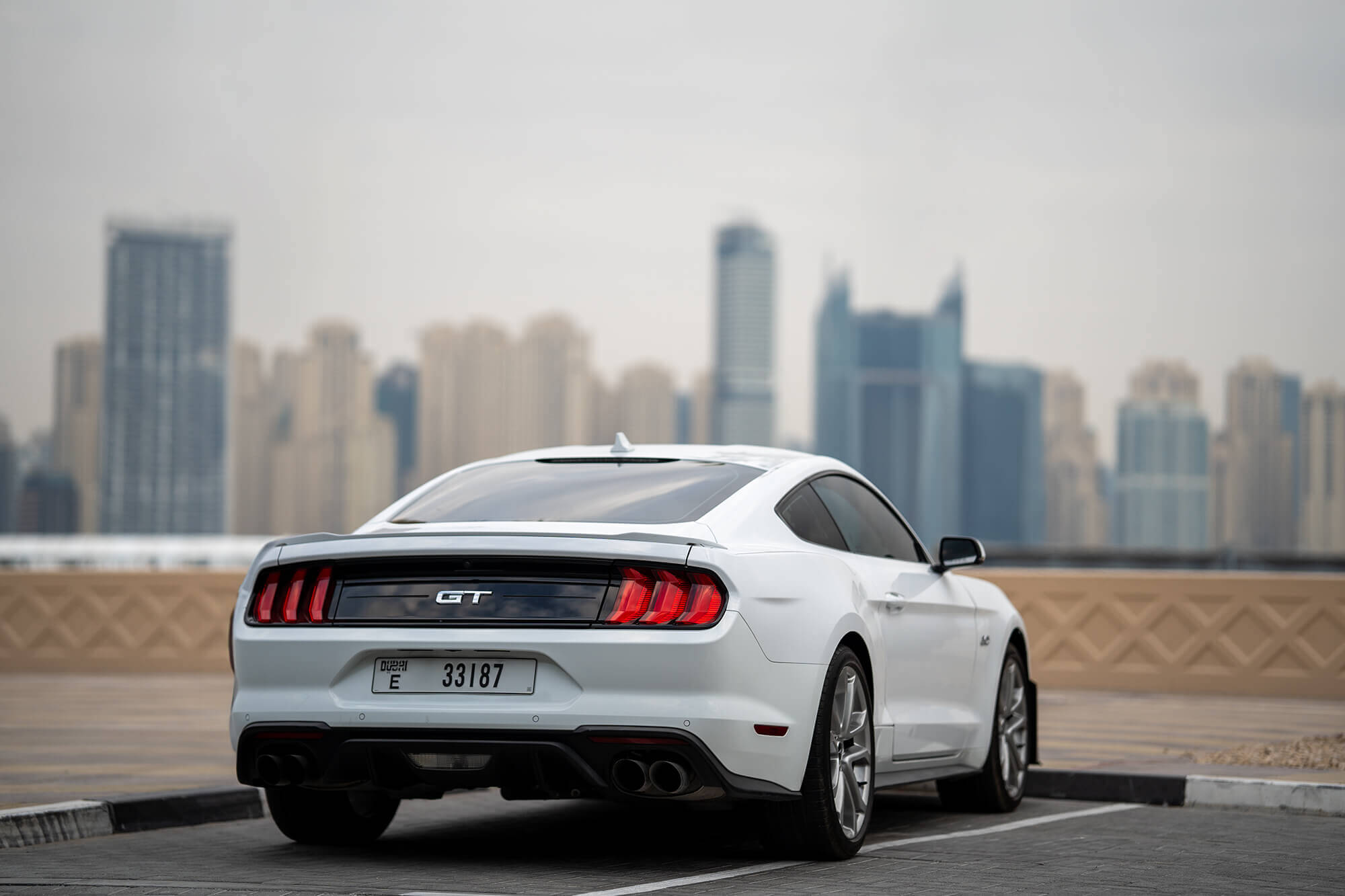 Ford Mustang GT White