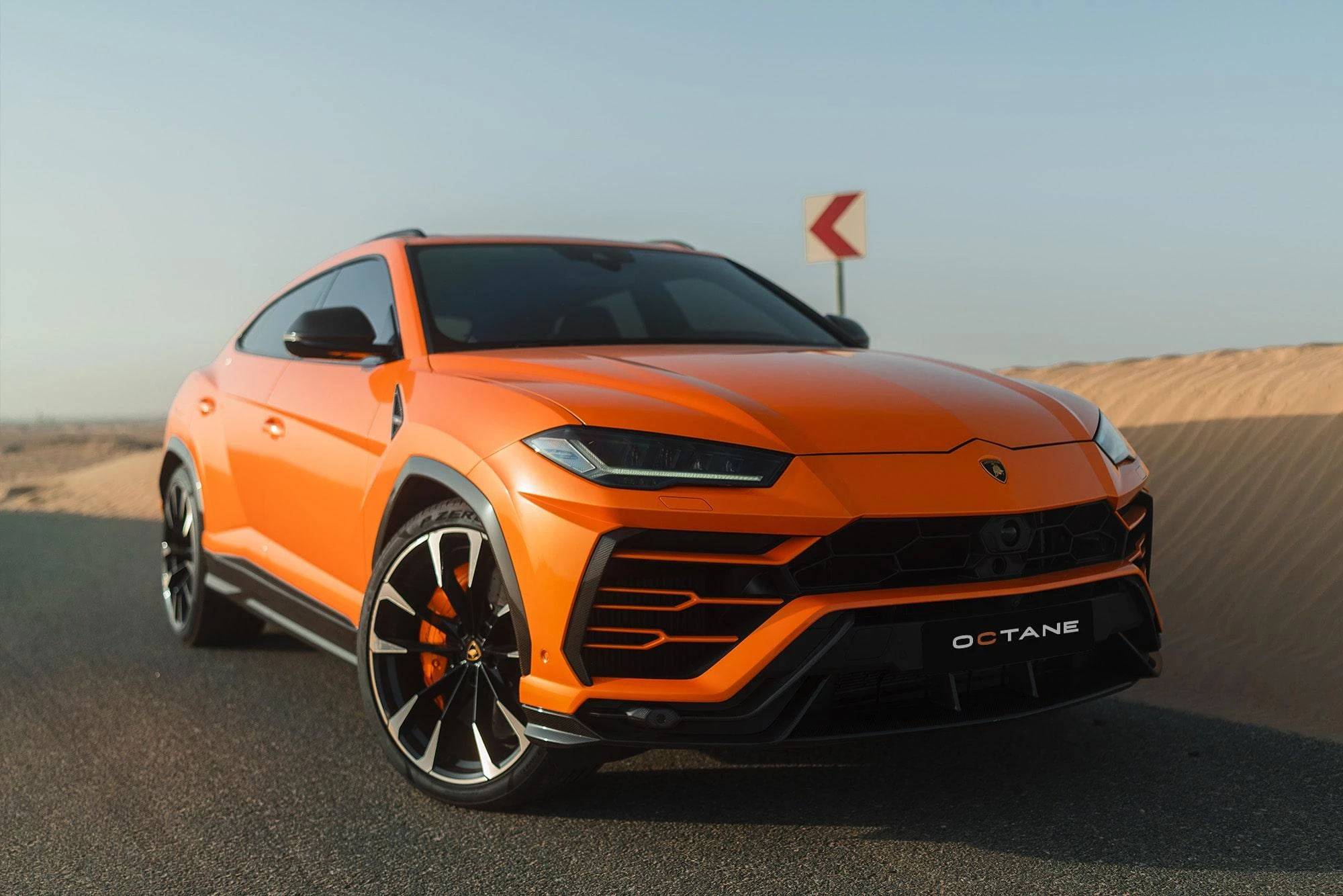 Lamborghini Urus Carbon Orange