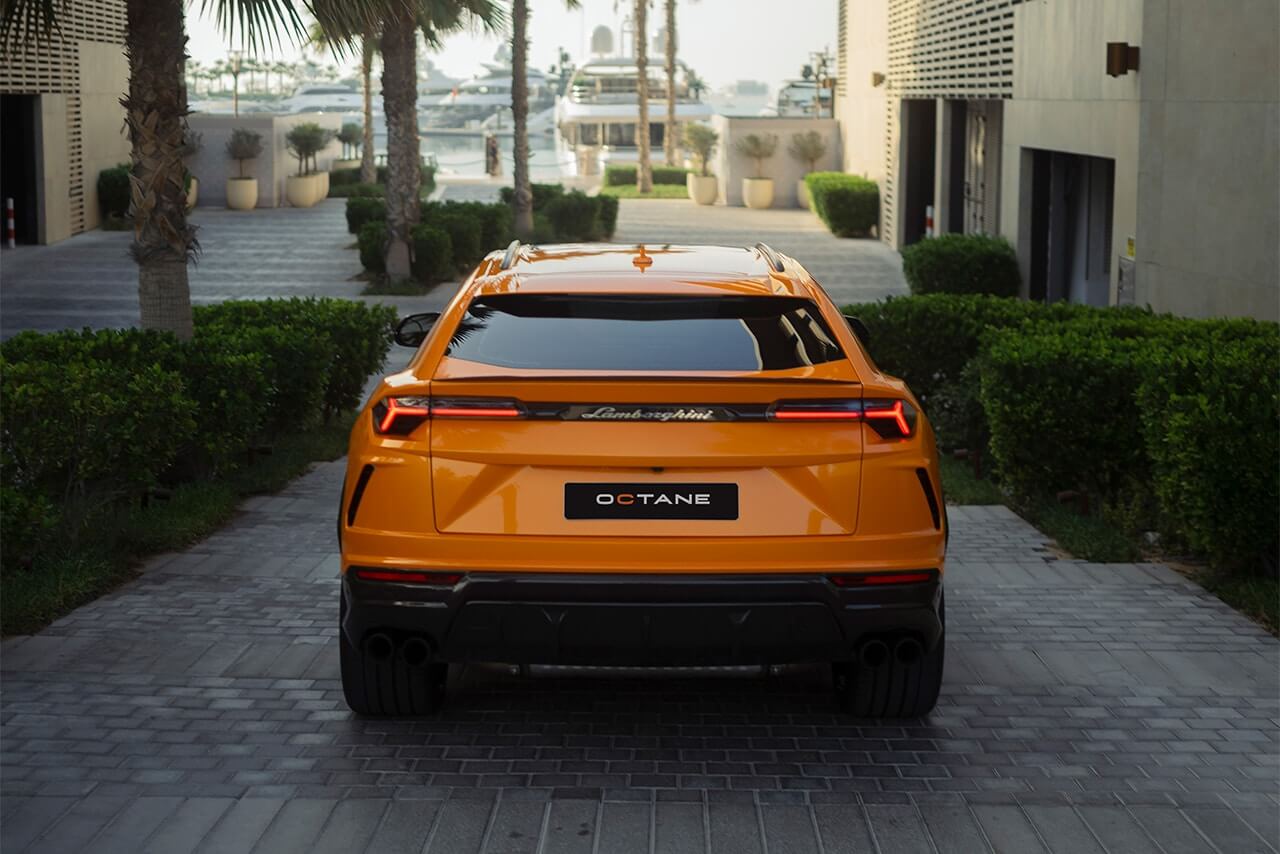 Lamborghini Urus Carbon Orange