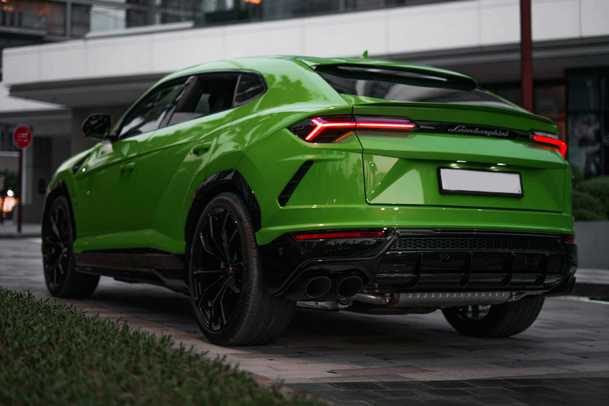 Lamborghini Urus Green