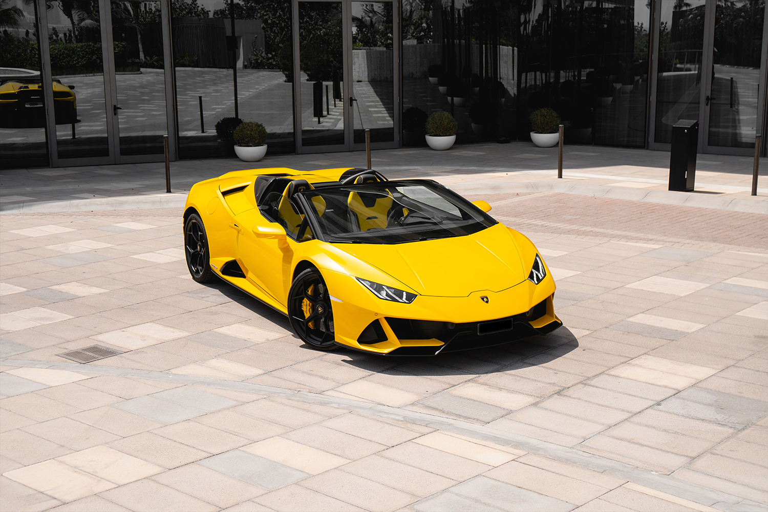 Lamborghini Huracan EVO Spyder Yellow