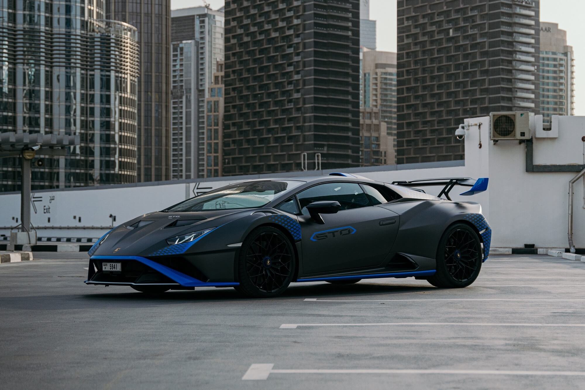 Lamborghini Huracan STO Black Matt