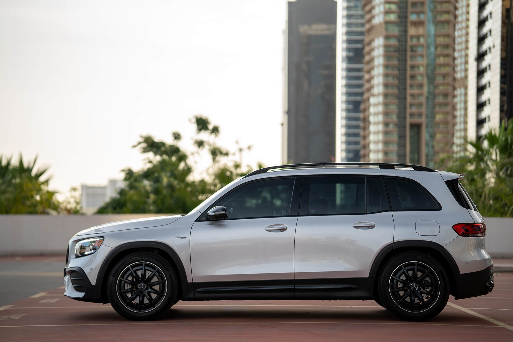 Mercedes GLB35 AMG Silver