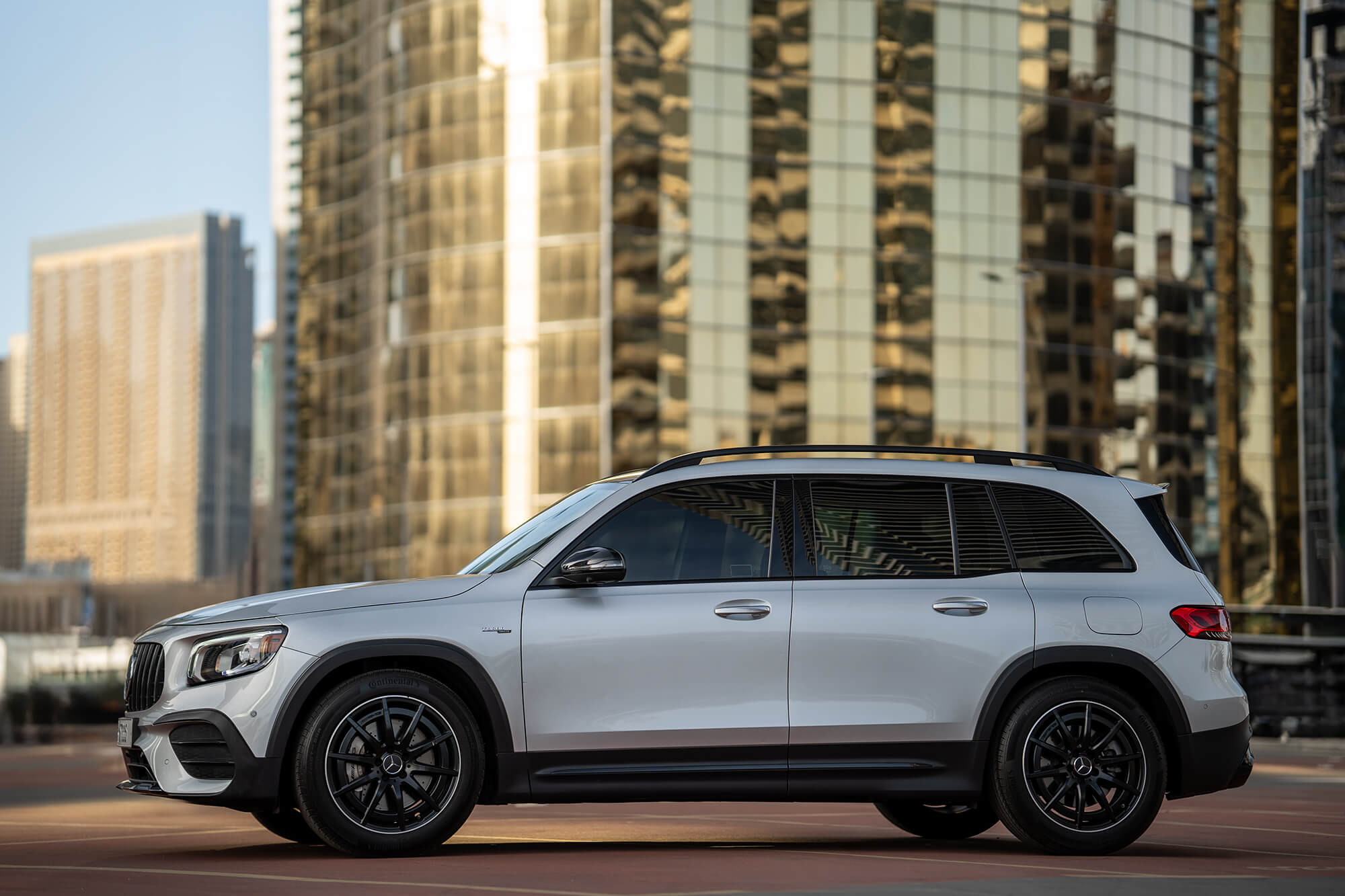 Mercedes GLB35 AMG Silver