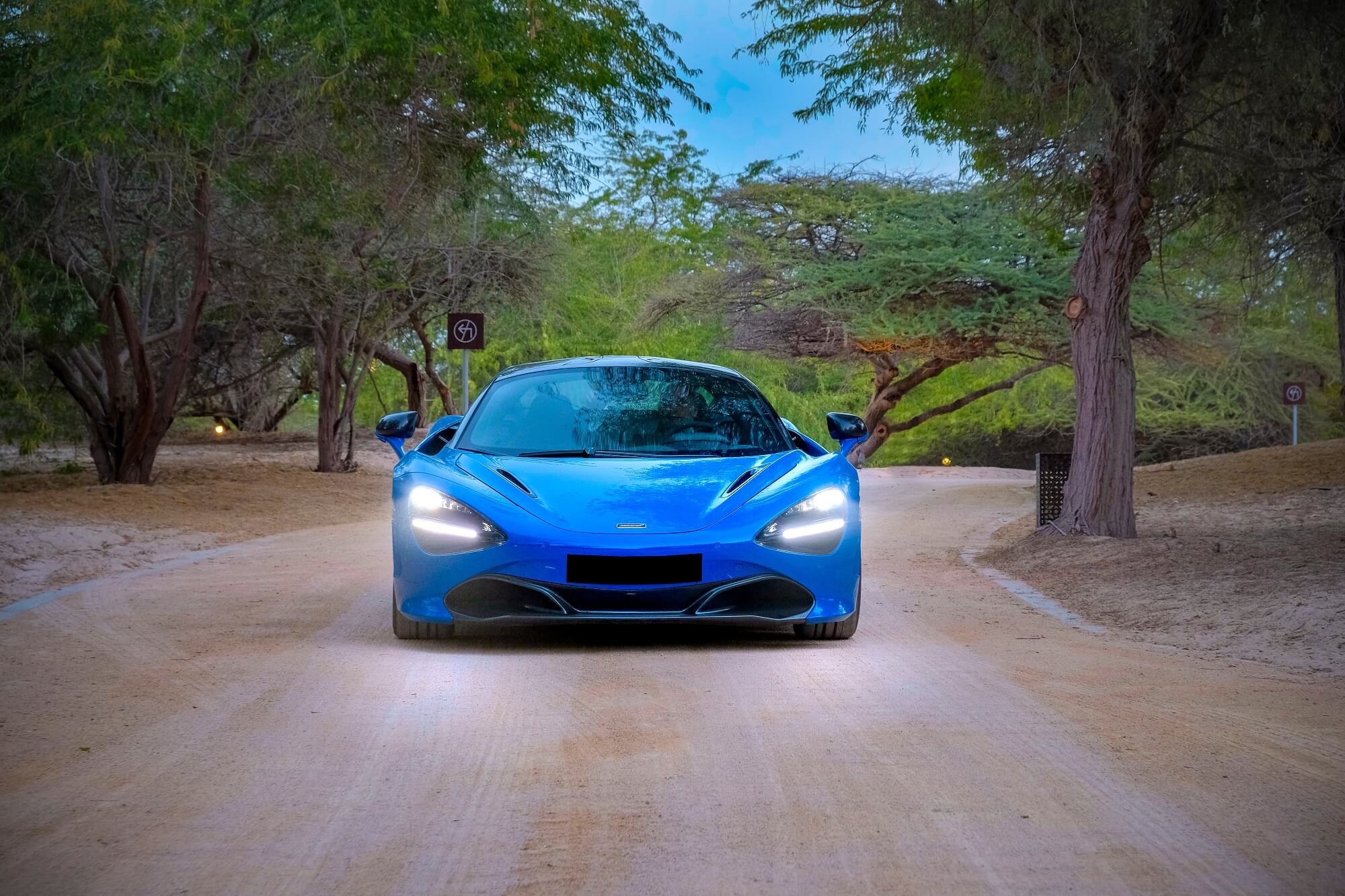 McLaren 720s Blue