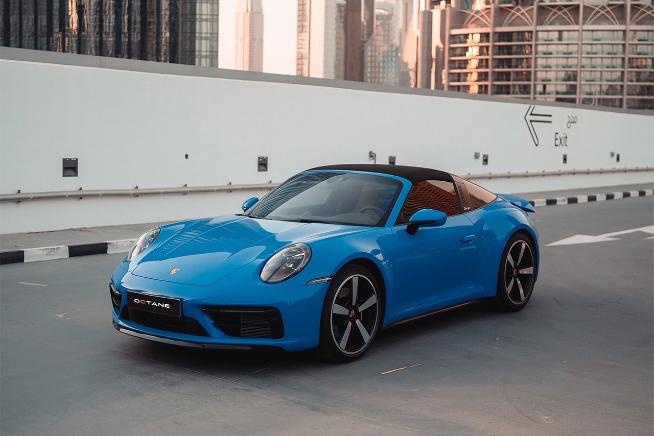 Porsche 911 Targa 4S Blue