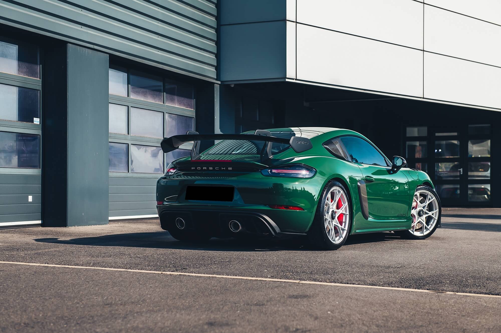 Porsche Cayman GT4 RS Green