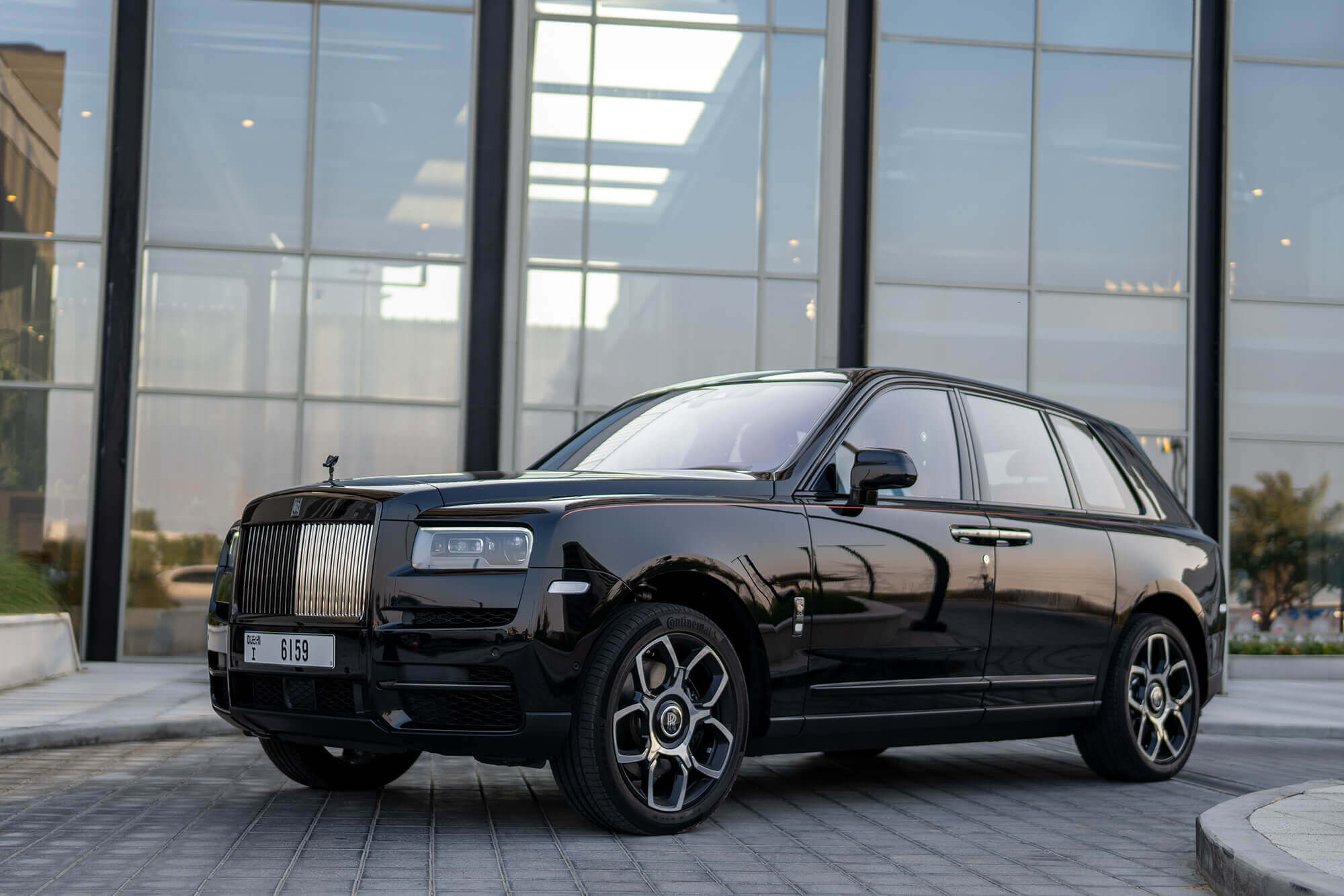 Rolls Royce Cullinan Black