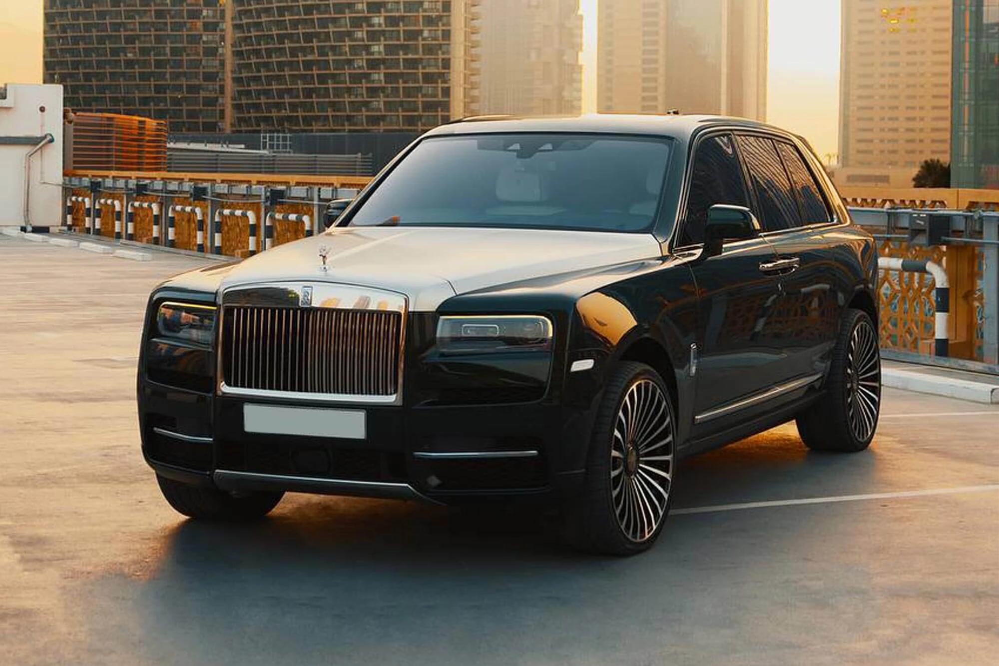 Rolls Royce Cullinan Green