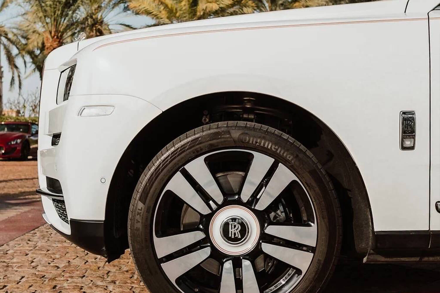 Rolls-Royce Cullinan White