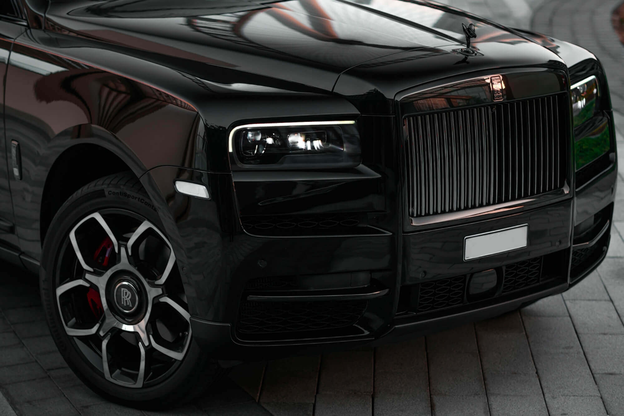 Rolls-Royce Cullinan Black Badge