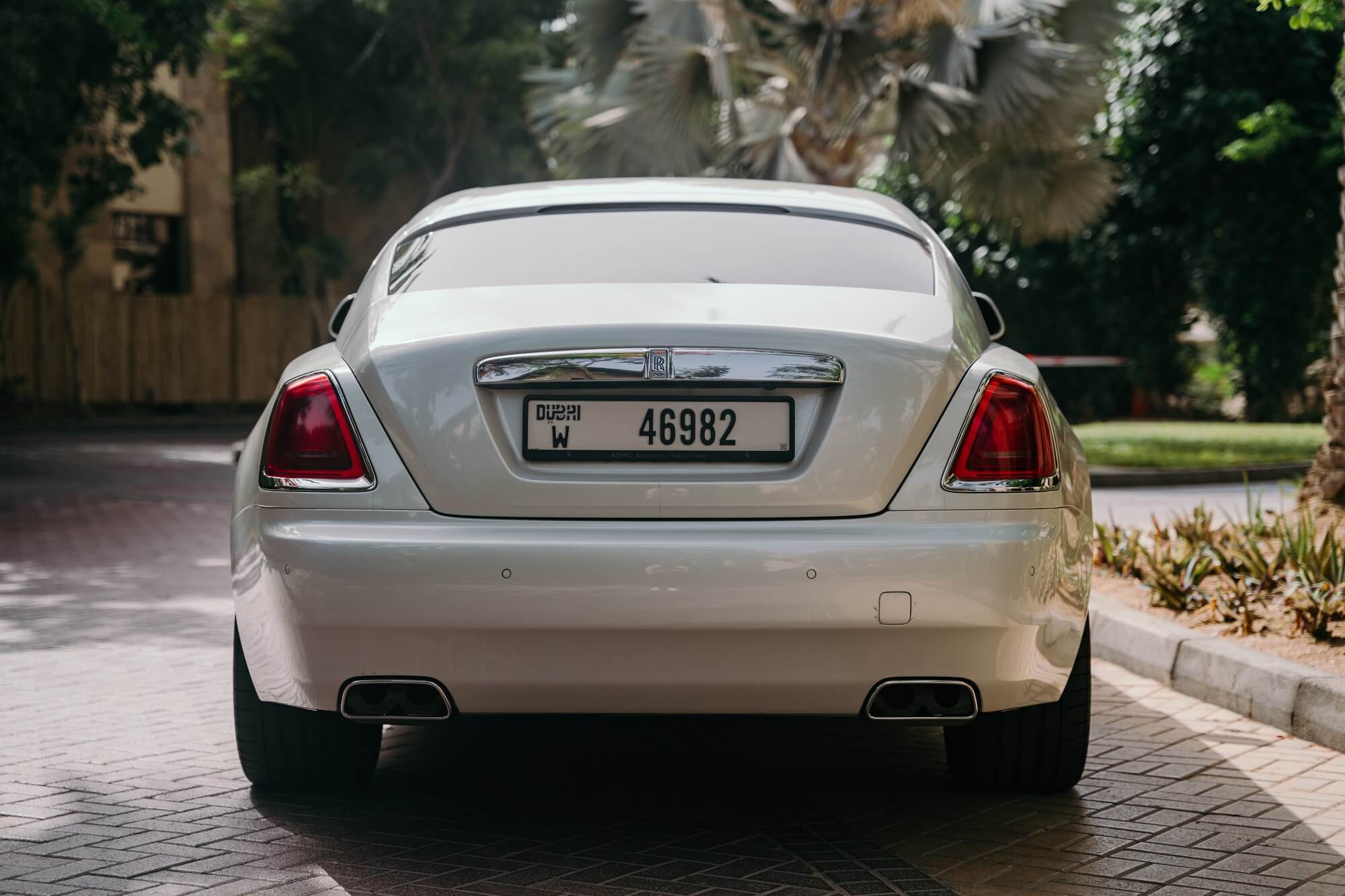 Rolls Royce Wraith White