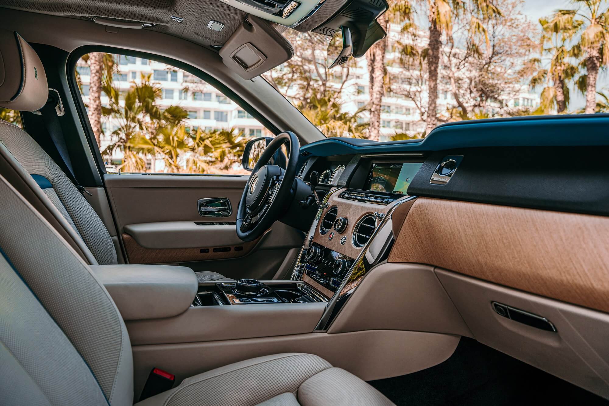 Rolls Royce Cullinan Black 2021