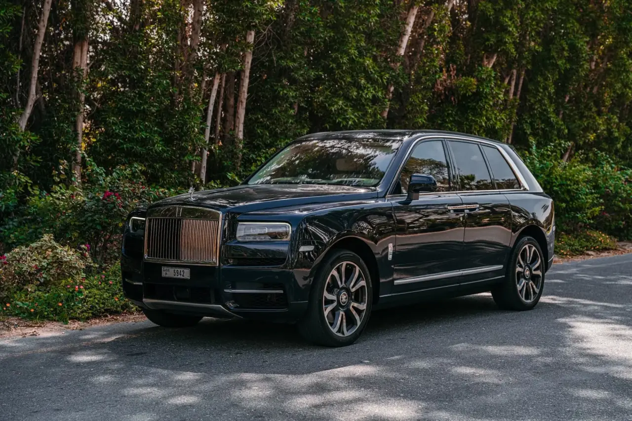 Rolls Royce Cullinan Black 2021