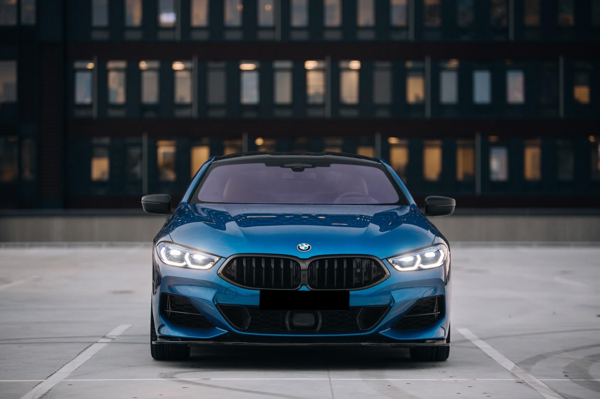 BMW M850i Blue