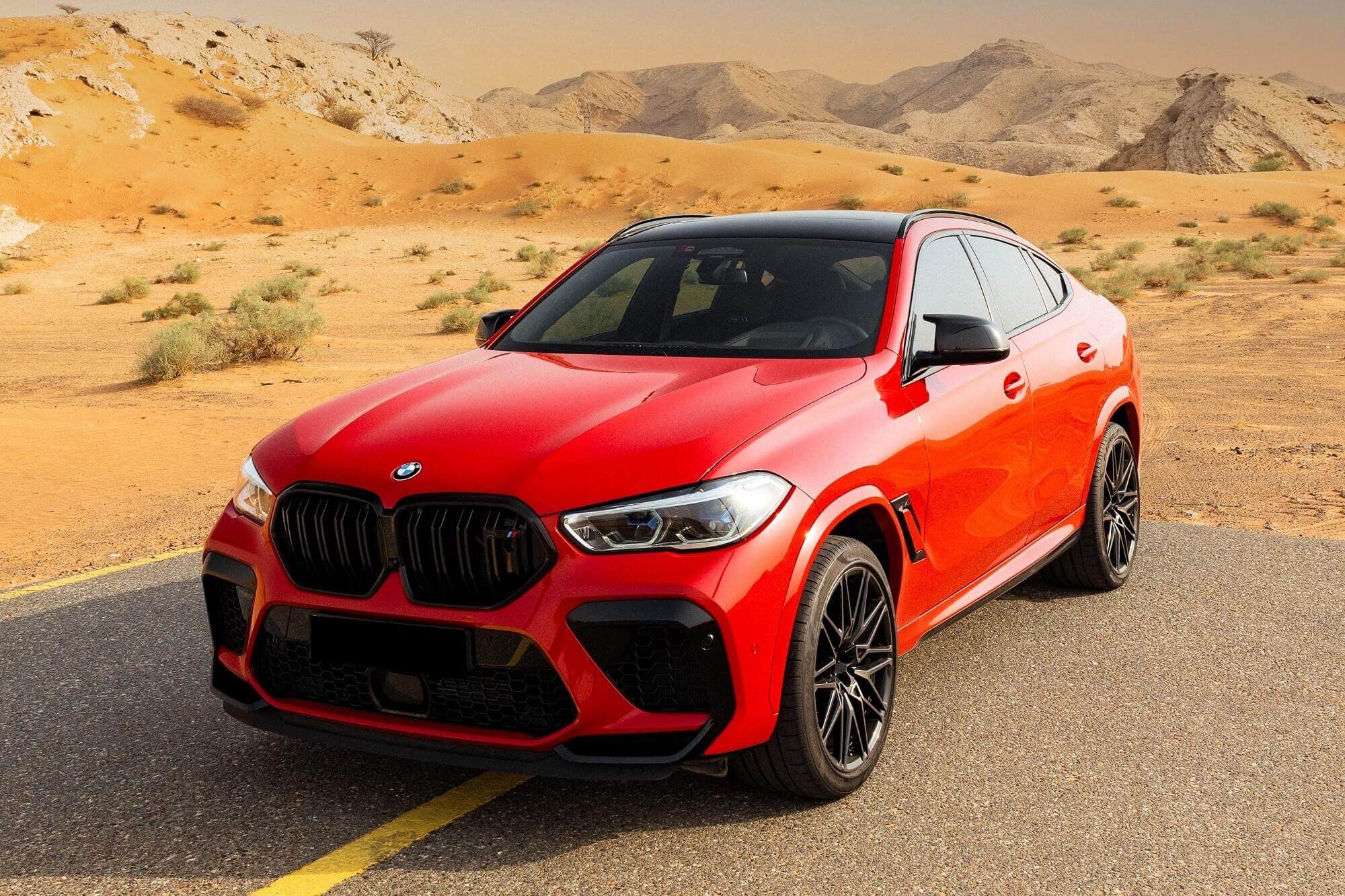 BMW X6M Red