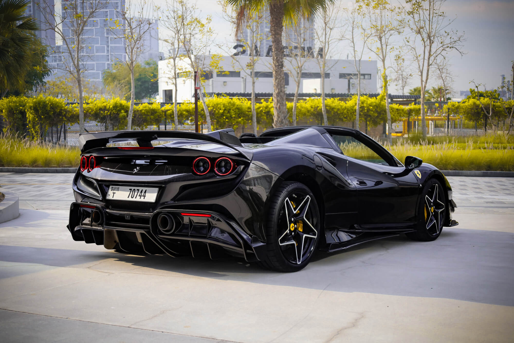 Ferrari F8 Black