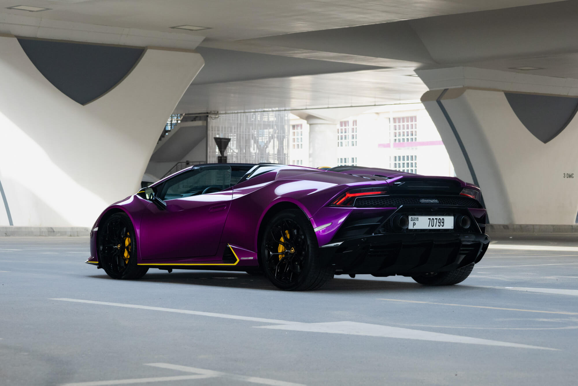 Lamborghini Huracan Evo Spyder Violet