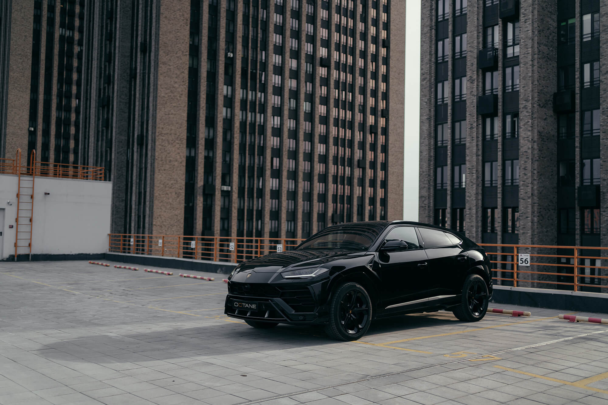 Lamborghini Urus Black