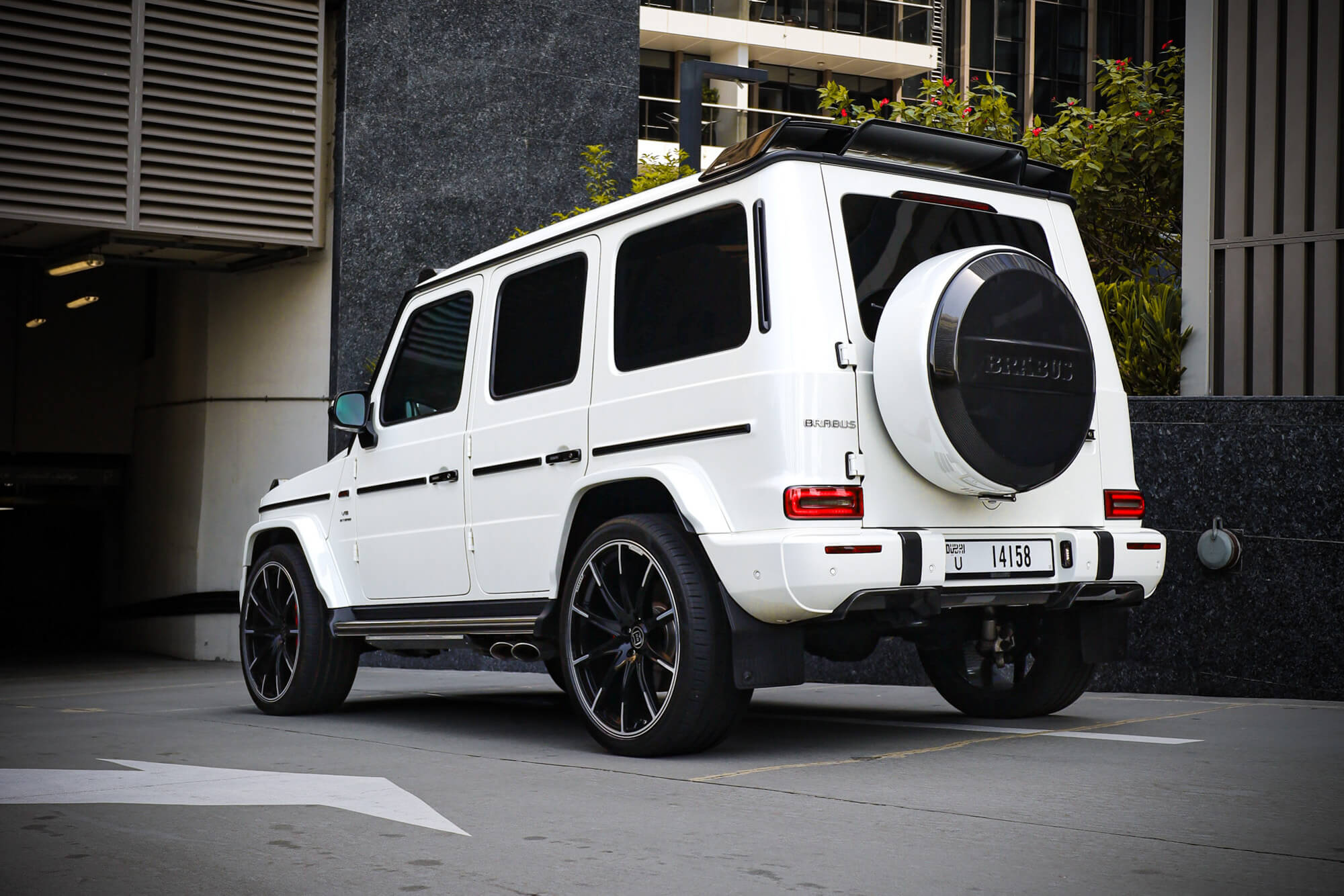 Mercedes Benz G63 Brabus 700 White