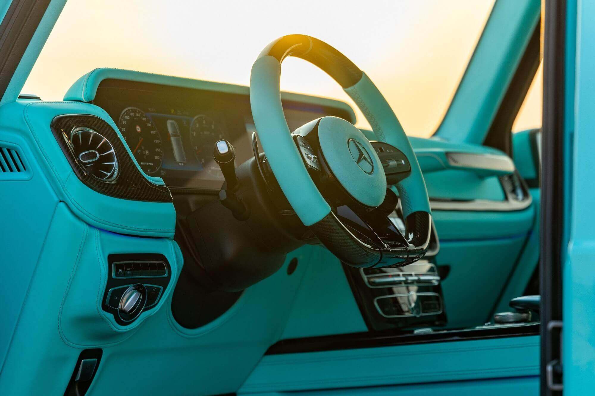 Mercedes Brabus G700 Tiffany Blue